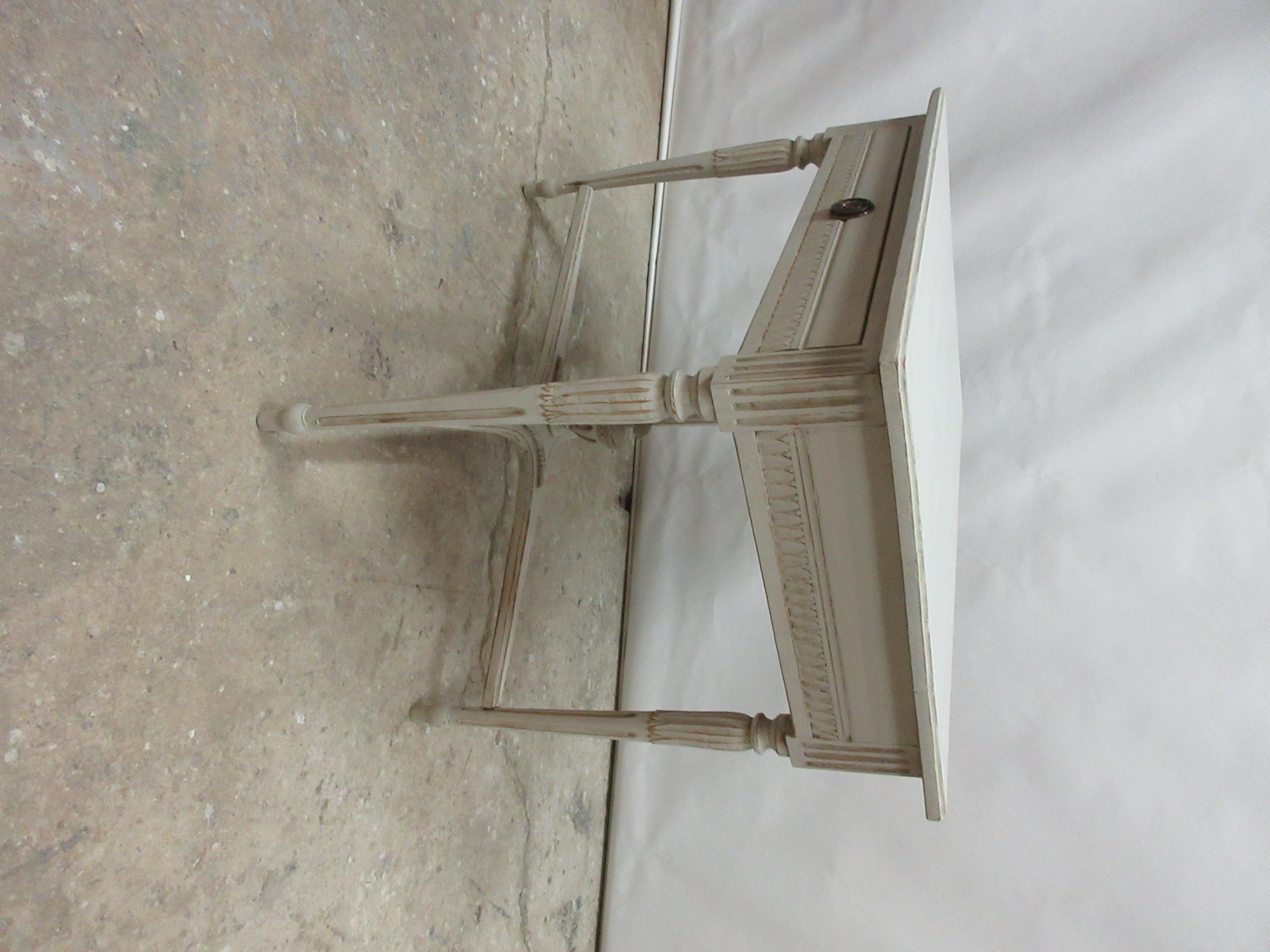 Swedish Gustavian Table In Good Condition For Sale In Hollywood, FL