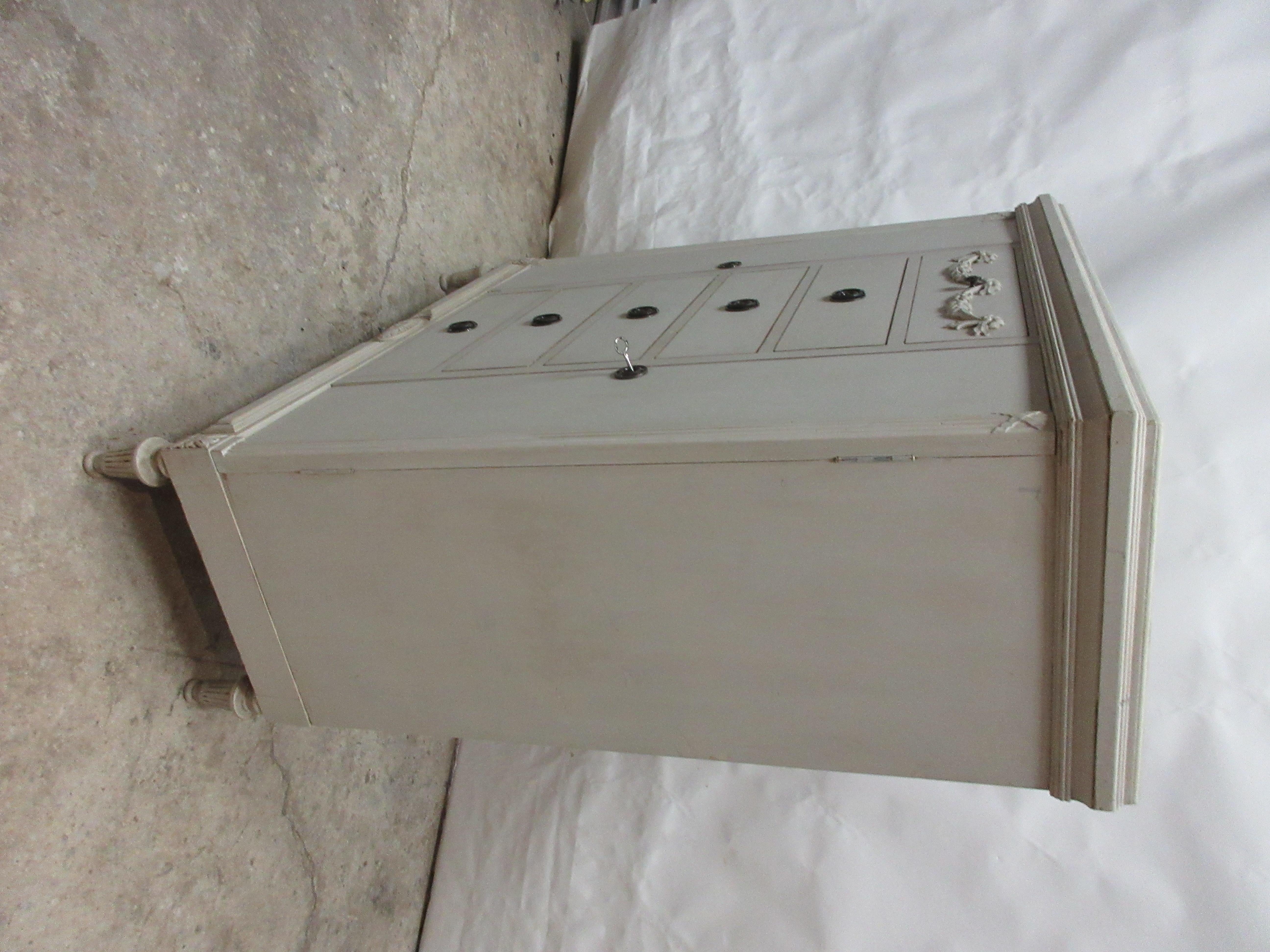 Swedish Gustavian Tall Chest Cabinet In Good Condition In Hollywood, FL
