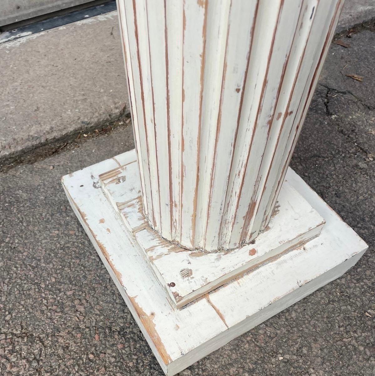 Colonna svedese gustaviana alta dipinta in Wood in vendita 1