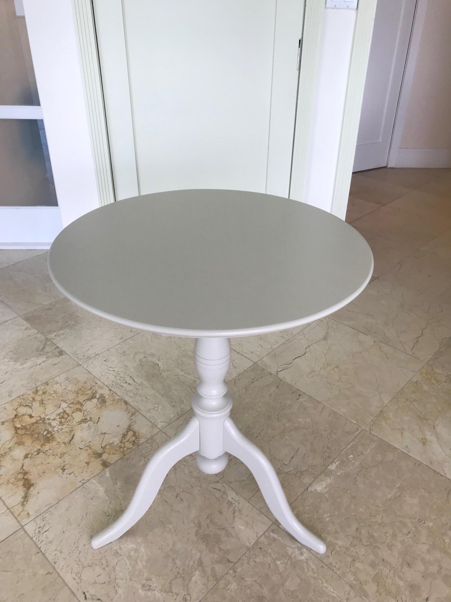 Swedish Side Table with Tilt Top in Hand Painted Taupe Wood, c. 1970's 10