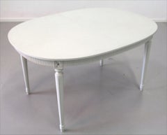 Swedish Gustavian White Extendable Dining Table, mid 20th Century 8 10  seater