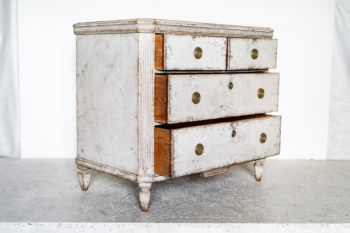 Hand-Painted Swedish Gustavian White Grey Painted Chest of Drawers Commode C.1870