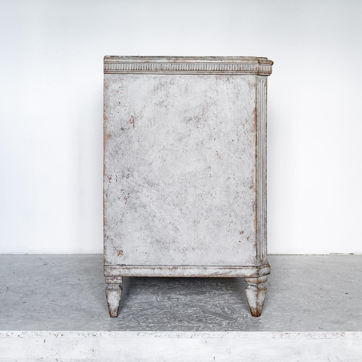18th Century Swedish Gustavian White Grey Painted Chest of Drawers Commode C.1870