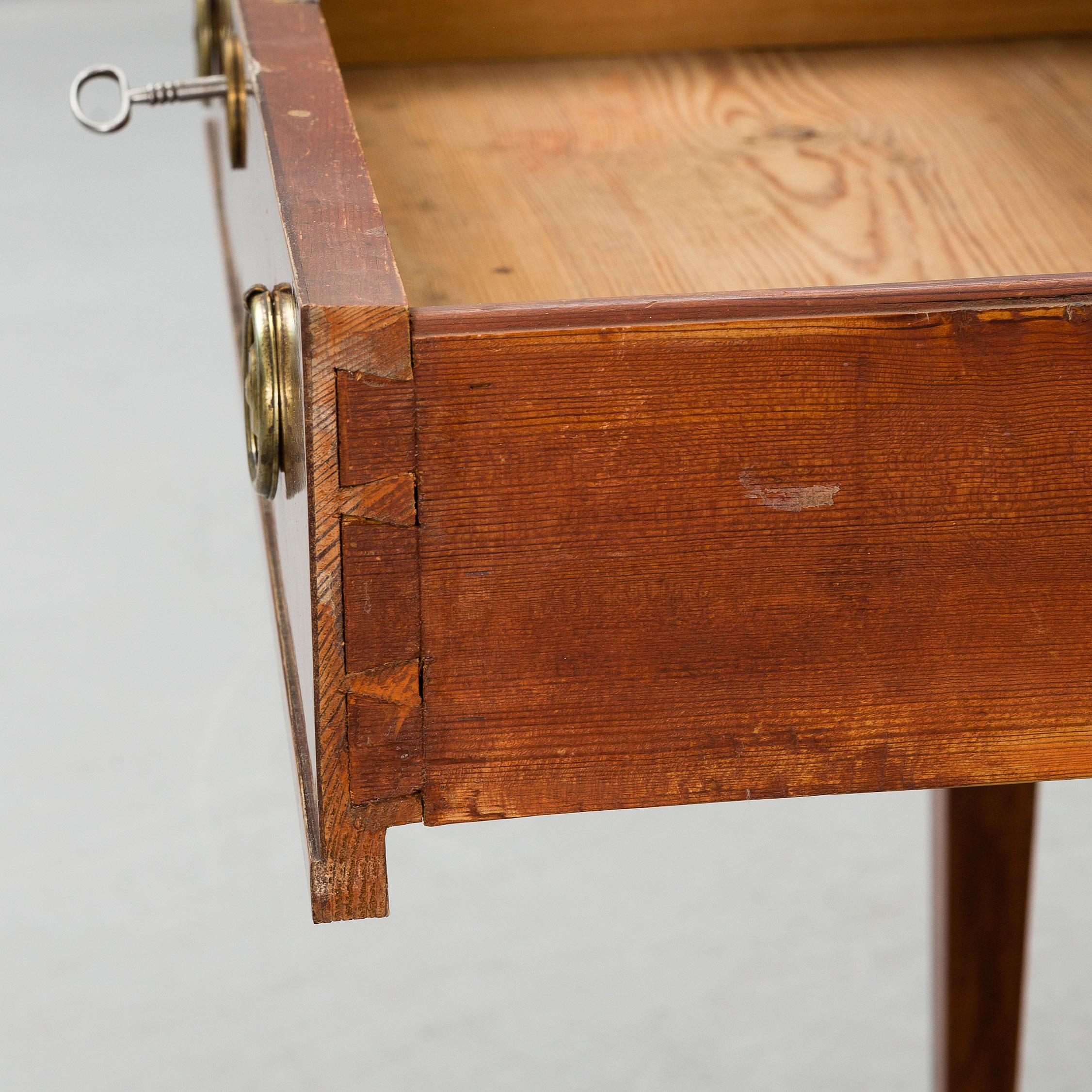 Swedish Gustavian Writing Desk, Late 18th Century, Late 1700s For Sale 5