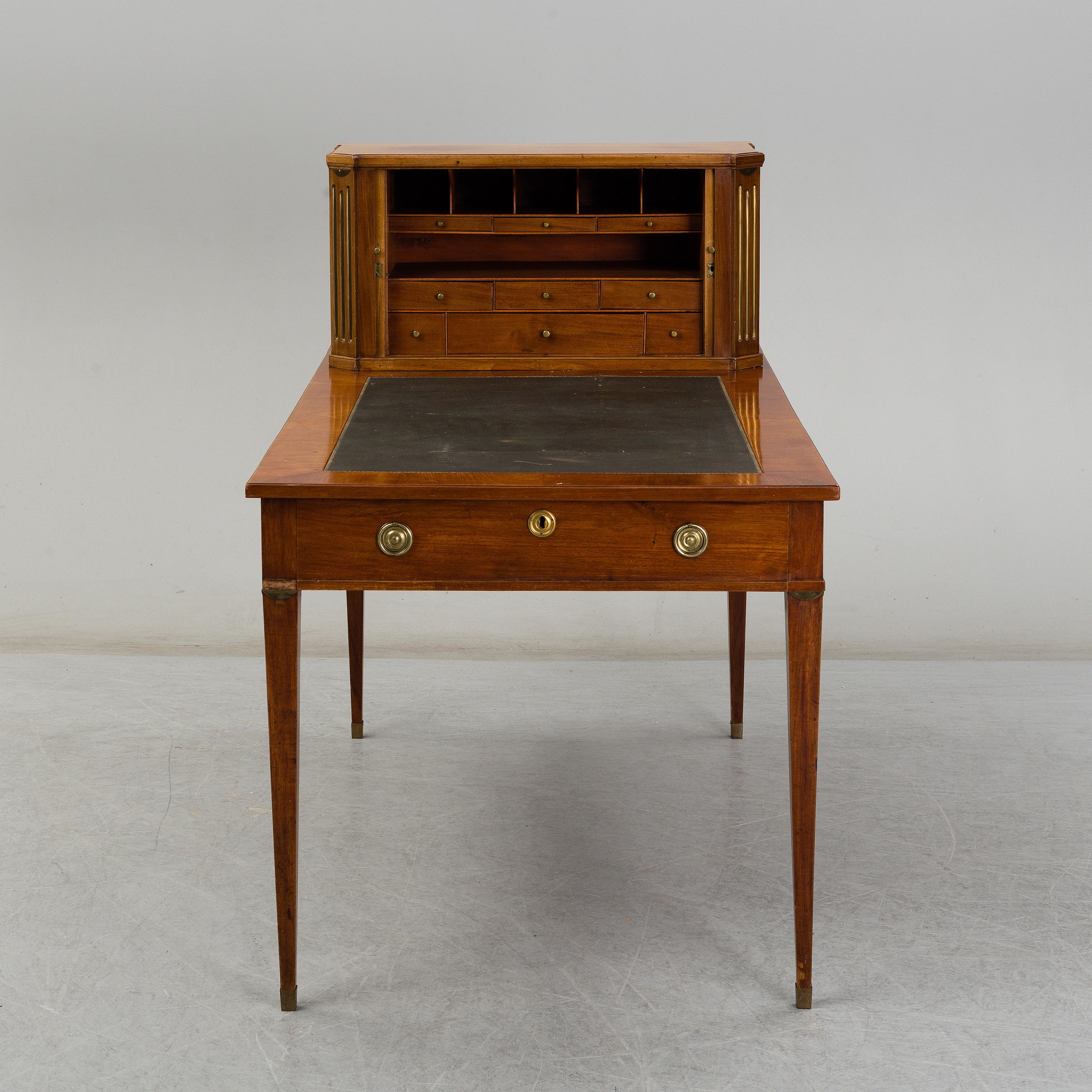 Schwedischer Gustavianischer Schreibtisch, Ende 18. Jahrhundert, Ende 1700 im Angebot 2