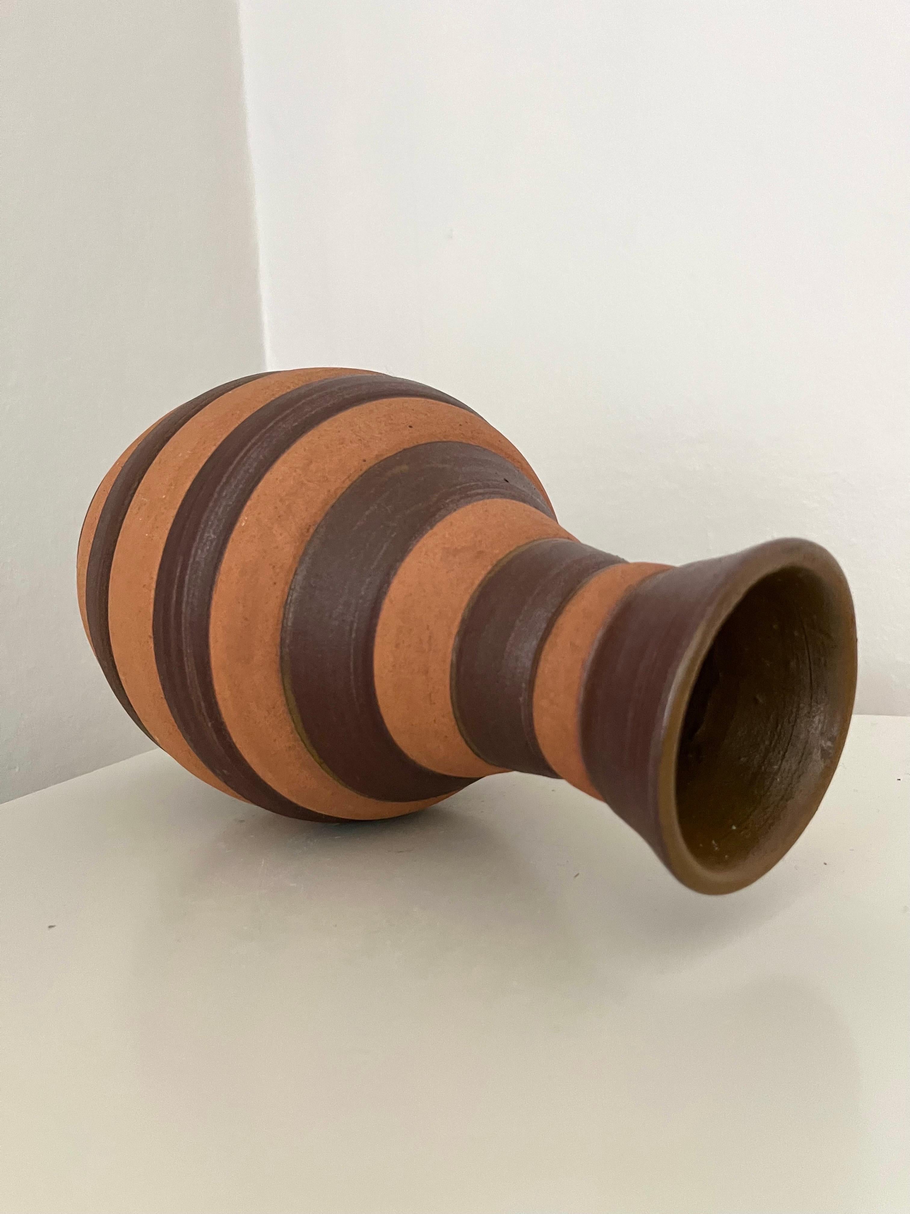 Swedish handmade ceramics vase 1960s For Sale 4