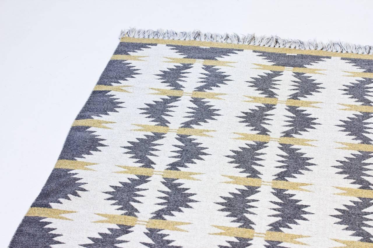 Mid-20th Century Swedish Handwoven Wool Carpet Rölakan Double Weave
