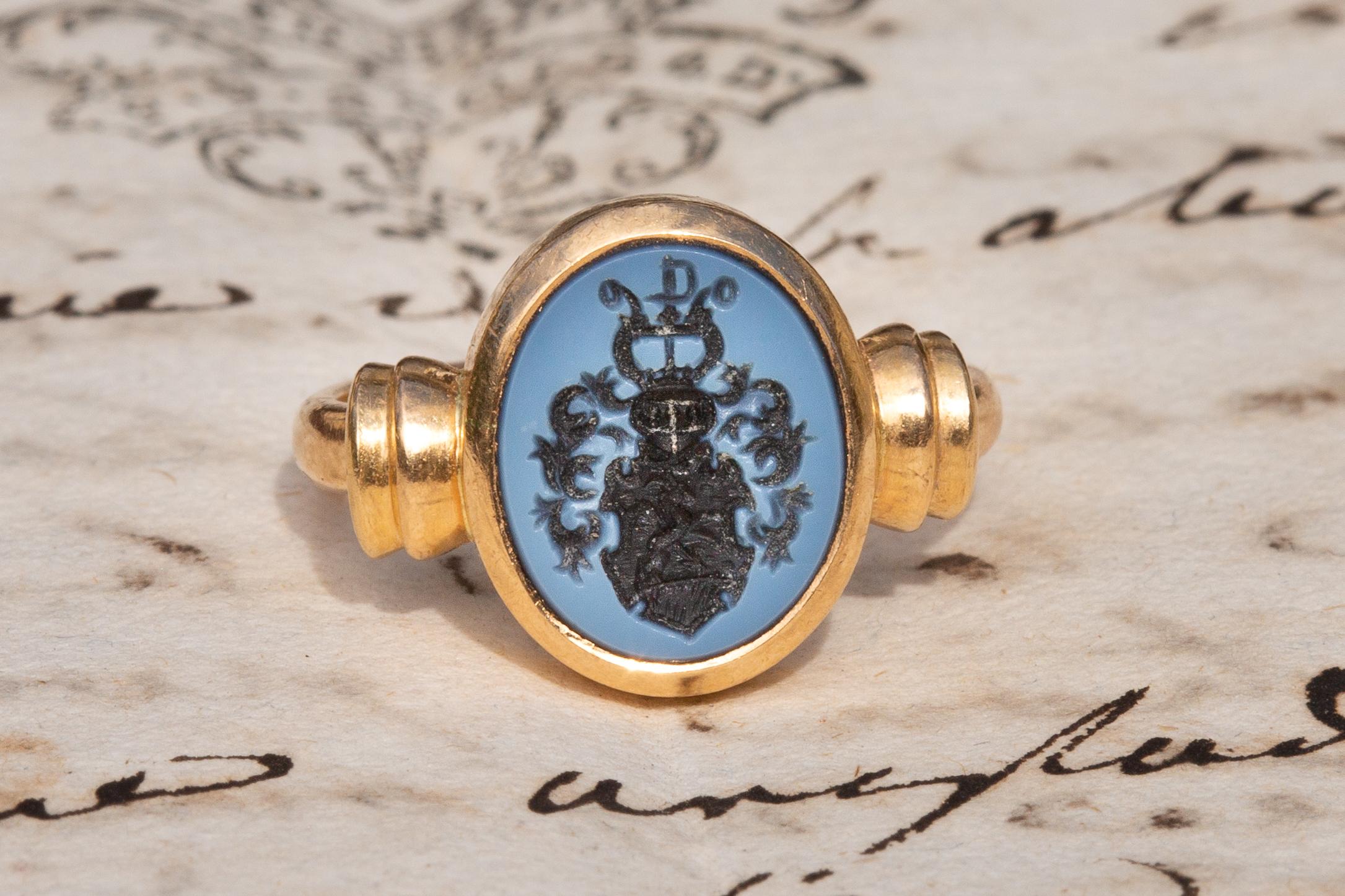 Swedish Heraldic 18k Gold Signet Ring Agate Intaglio 'Von Ramm' Coat of Arms 1