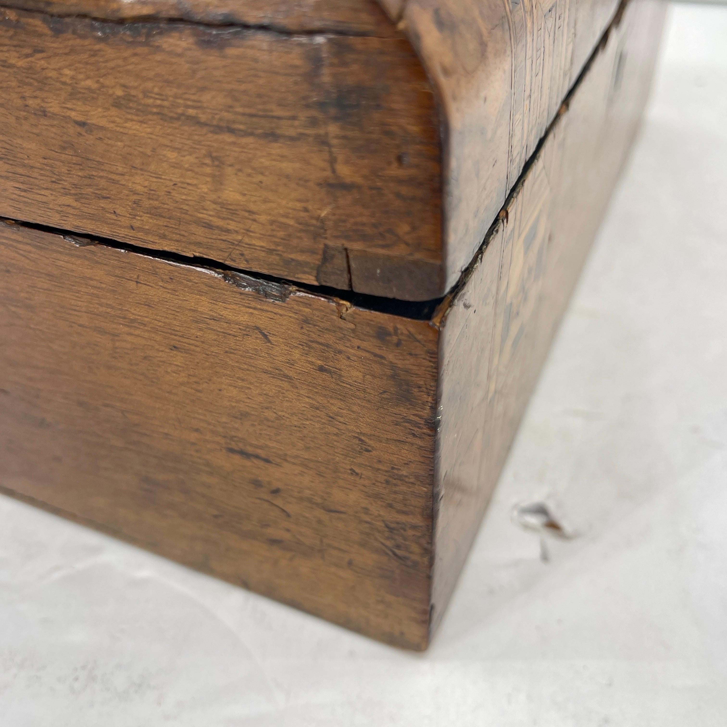 Swedish Inlaid Fruitwood and Veneered Box with Curved Top Early 19th Century For Sale 6