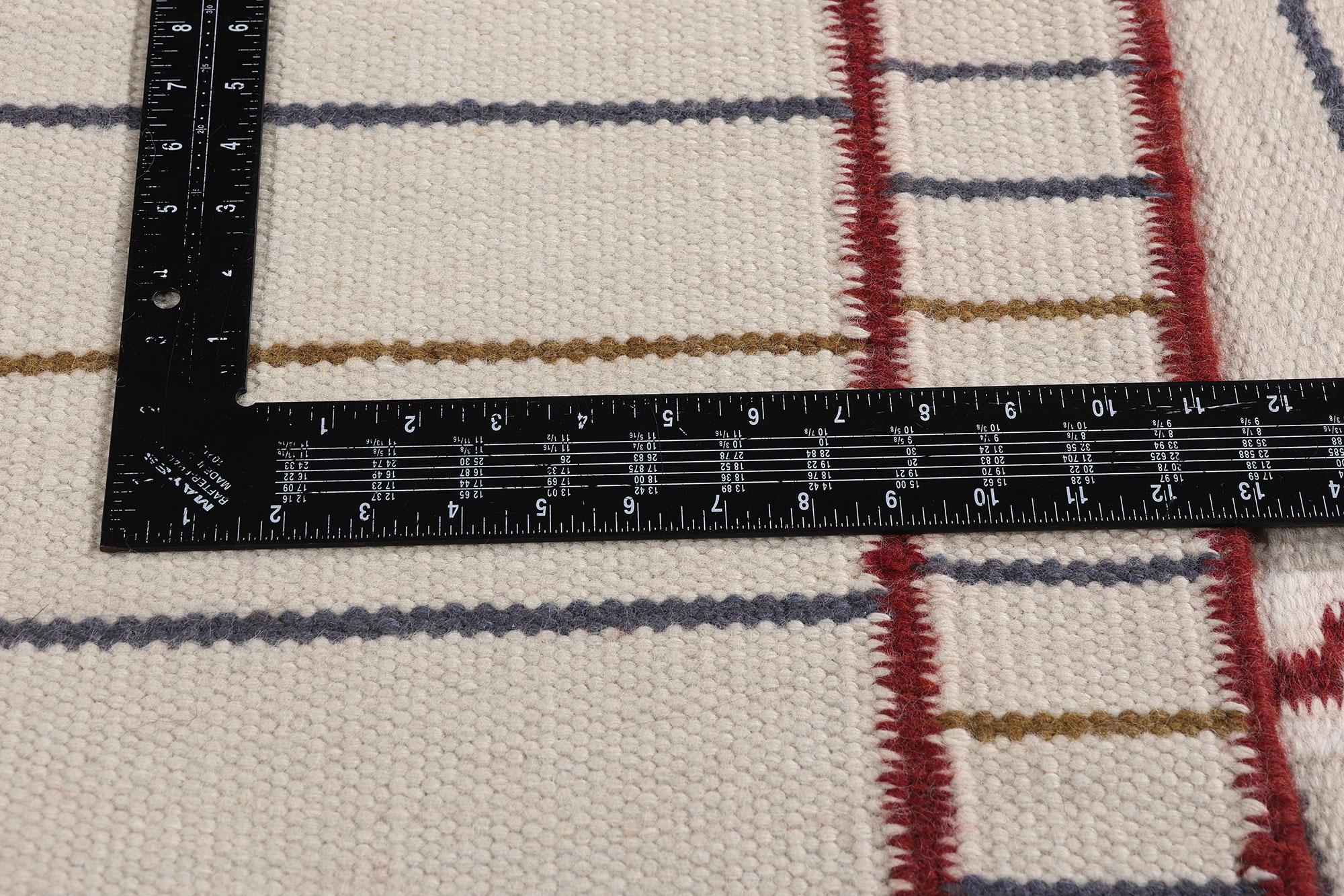 Rug & Kilim di ispirazione svedese, la modernità scandinava incontra il minimalismo cubista in vendita 4