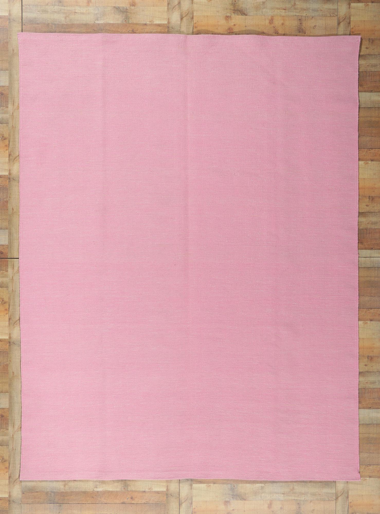 Schwedisch inspirierter rosa Kelim-Teppich mit skandinavisch-modernem Stil (Wolle) im Angebot