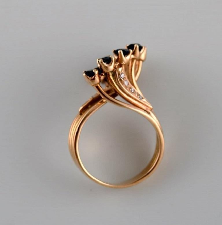 Brilliant Cut Swedish Jeweler, Large Vintage Ring in 14 Carat Gold, 1930s For Sale