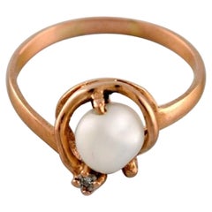 Swedish Jeweler, Ring in 18 Carat Gold with Cultured Pearl, 1930s/40s