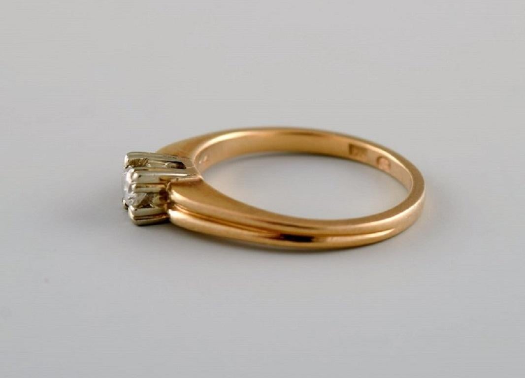 Schwedischer Juwelier, Vintage-Ring aus 18 Karat Gold, mit 0,14 Karat Brillanten verziert Damen im Angebot