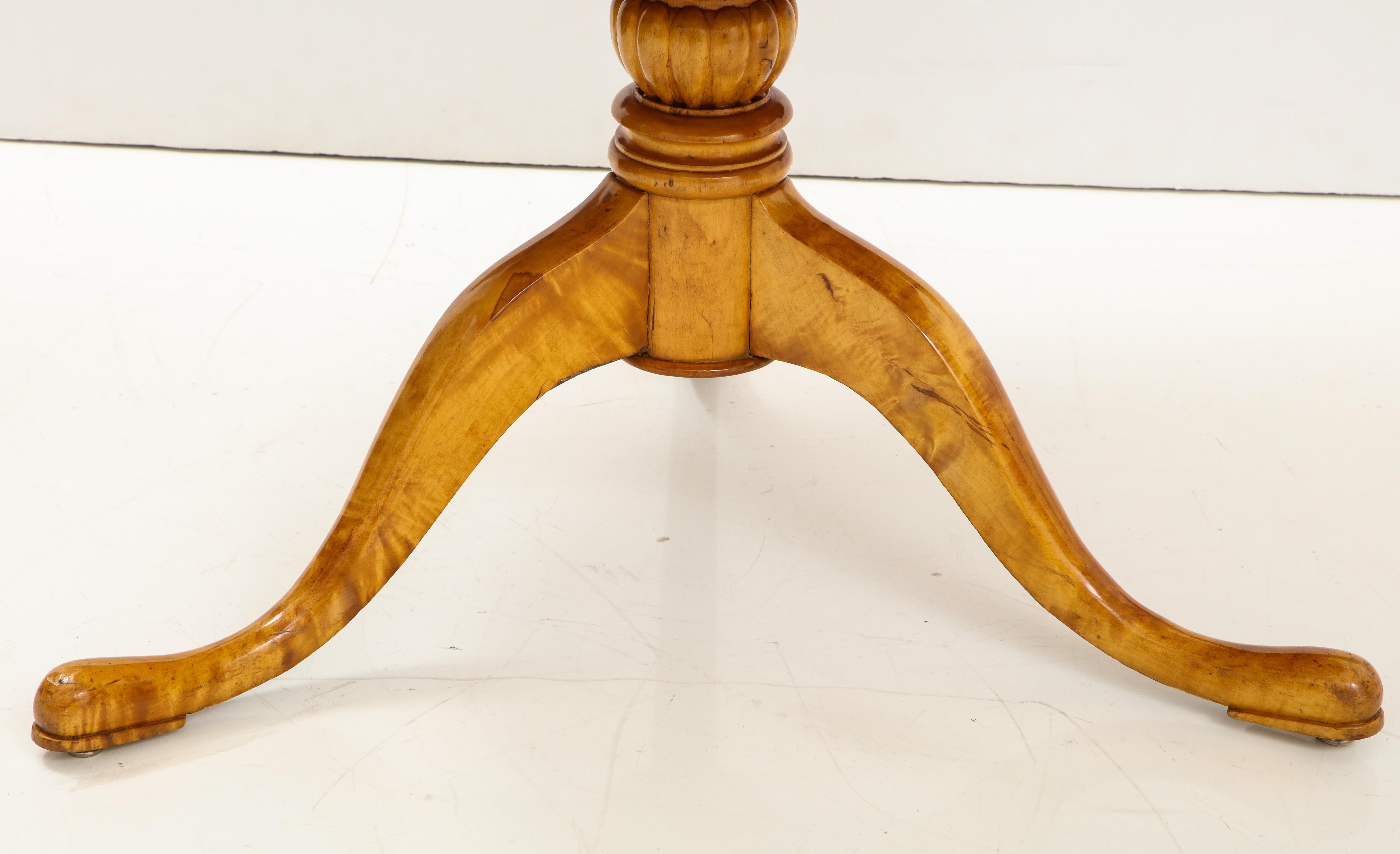 Swedish Karl Johan Birch Root Drum Table, circa 1830s 1