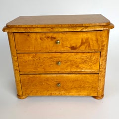 Swedish Karl Johan Miniature Birch Burl Chest of Drawers, 1830s