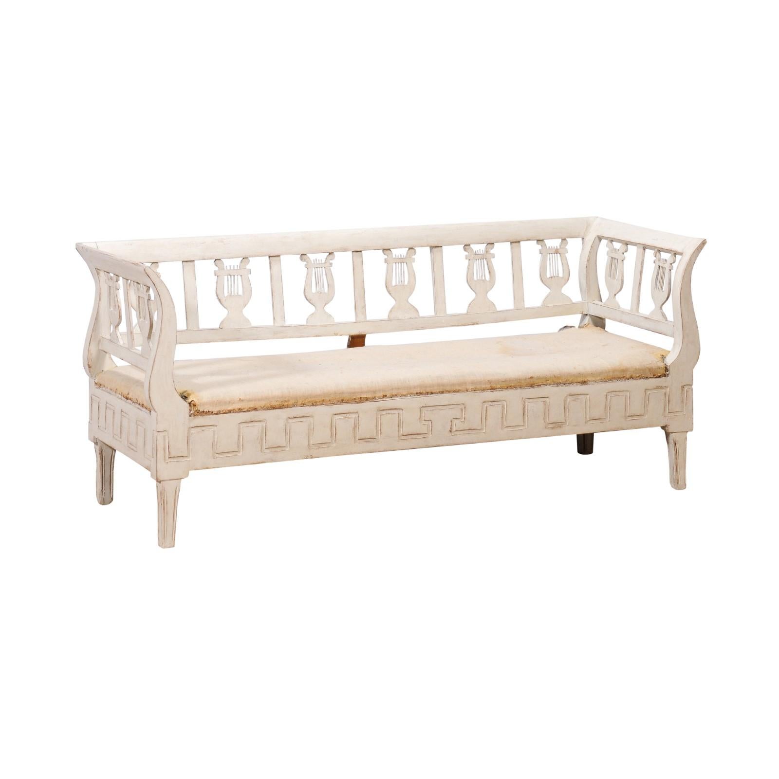 Swedish Karl Johan Period 1820s Painted Sofa with Carved Lyres For Sale 6