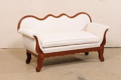 Divano svedese intagliato e imbottito Karl Johan, 1830 circa