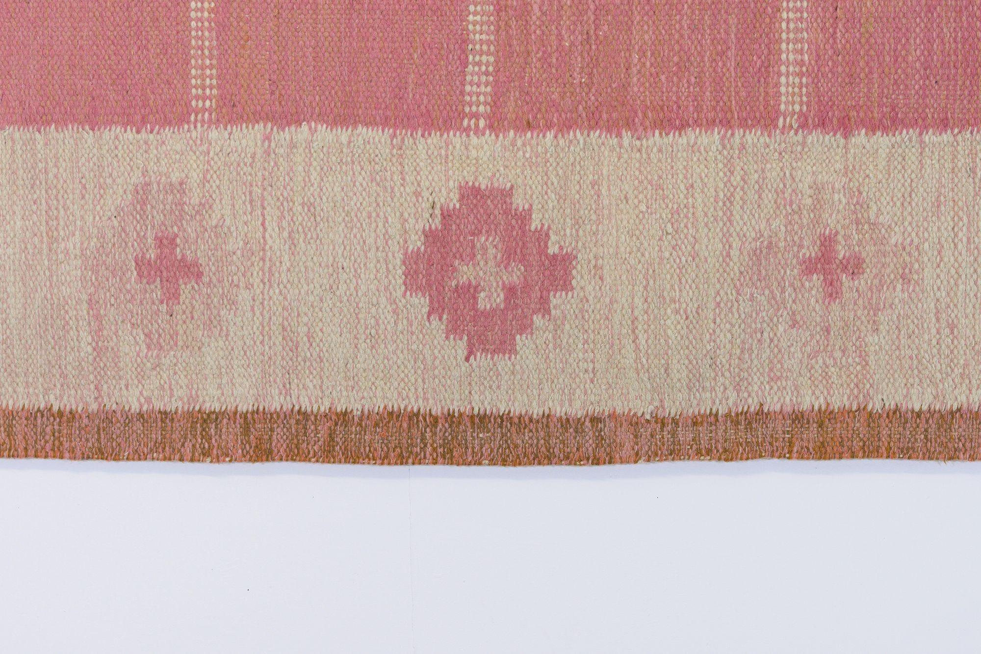 Mid-20th Century Swedish Kilim in Tones of Pink For Sale