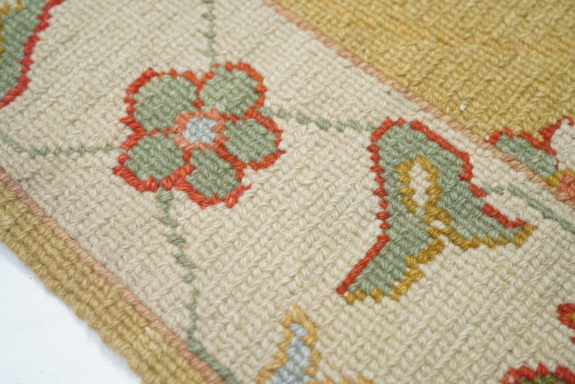 Wool Swedish Kilim Rug 4'3'' x 6'7'' For Sale