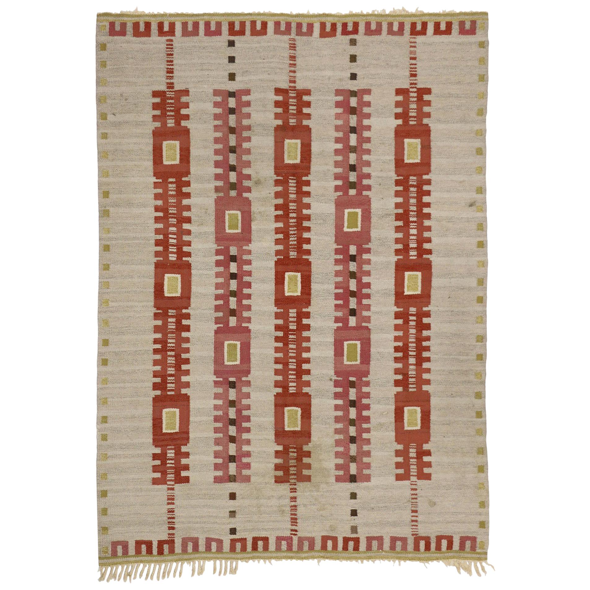 Vintage Swedish Kilim Röllakan Rug with Scandinavian Modern Style, Flatweave Rug