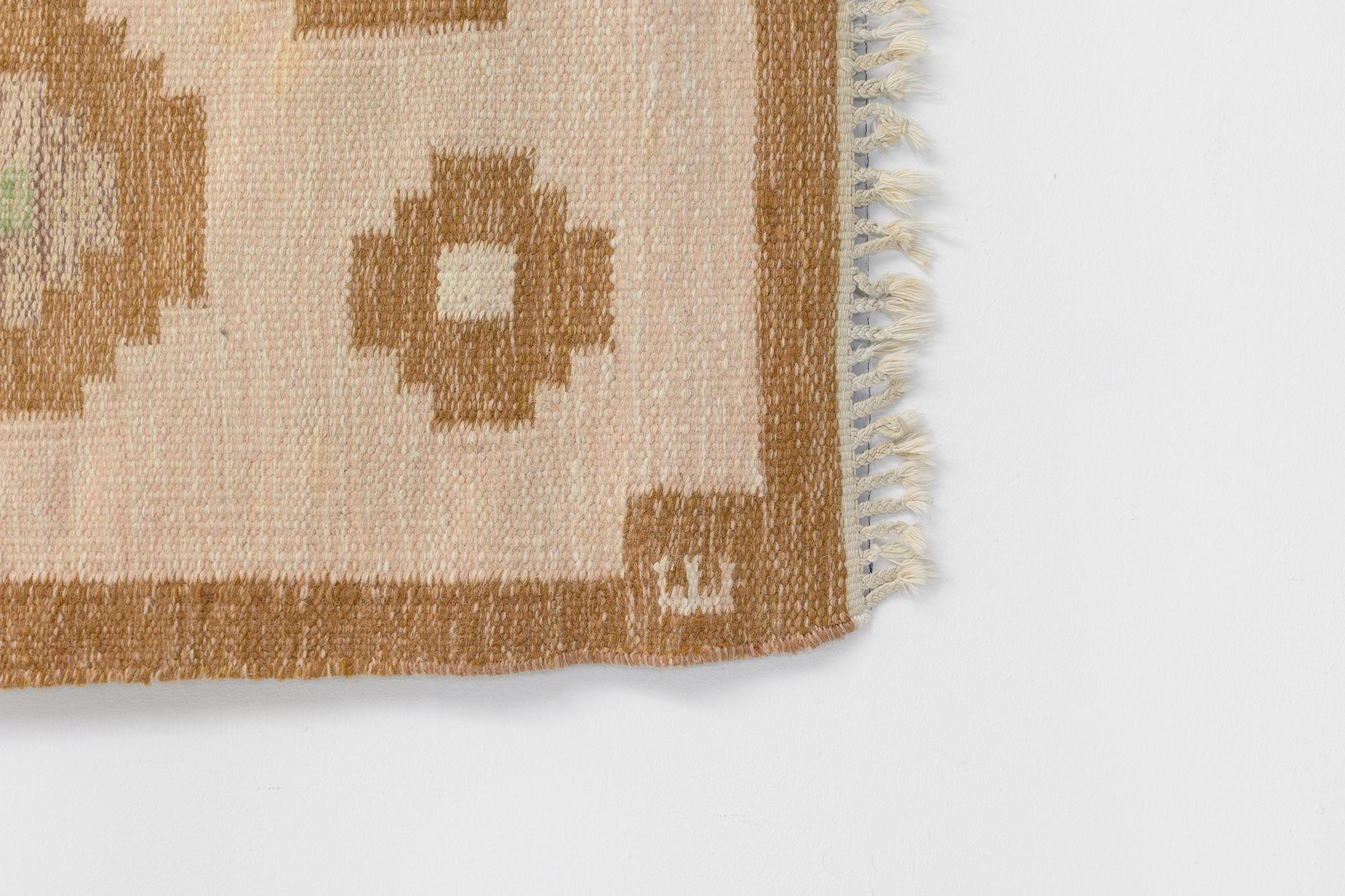 Laine Kilim suédois signé E en vente