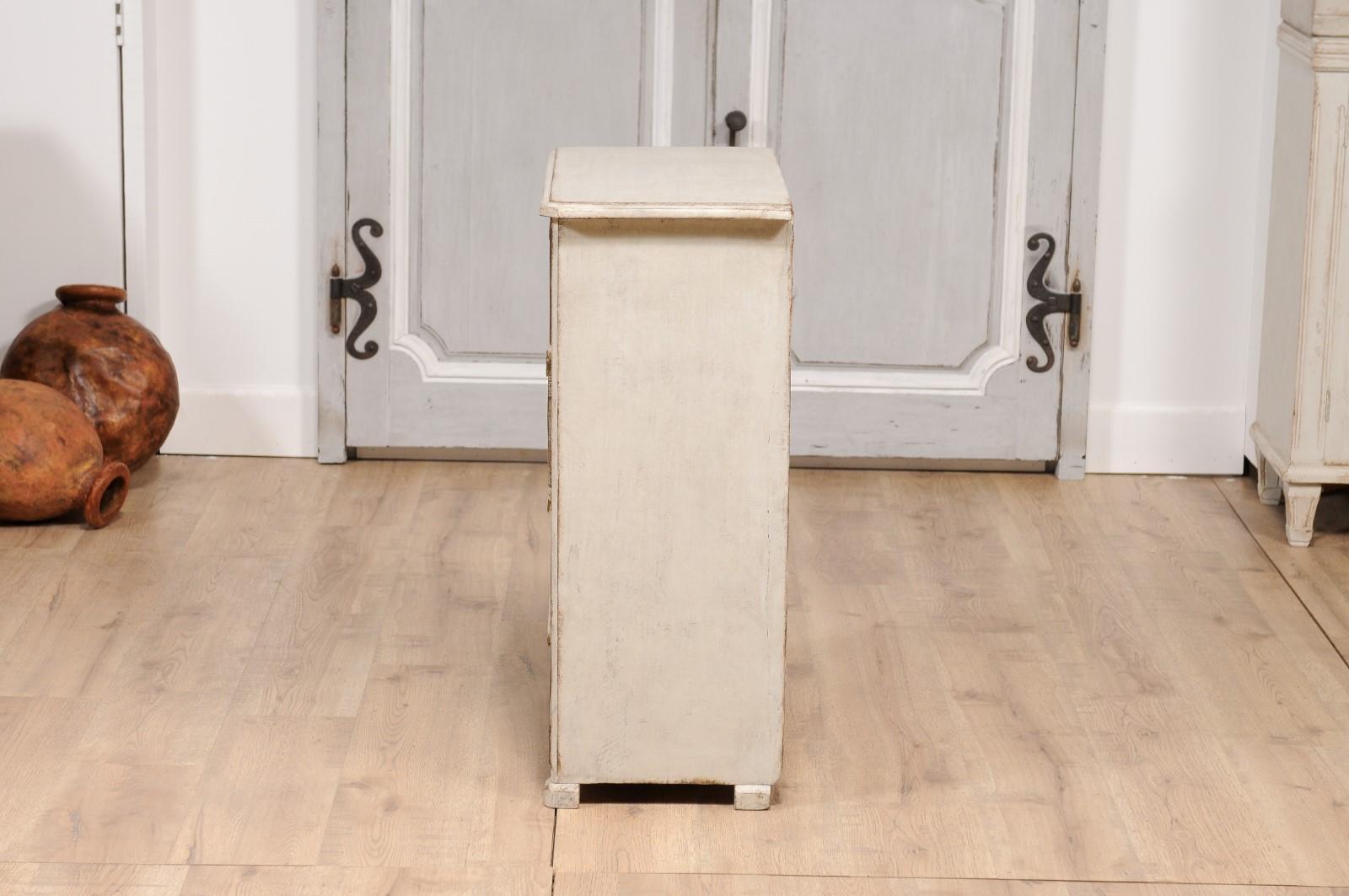 Swedish Late 19th Century Light Grey Painted Bedside Chest with Four Drawers For Sale 7