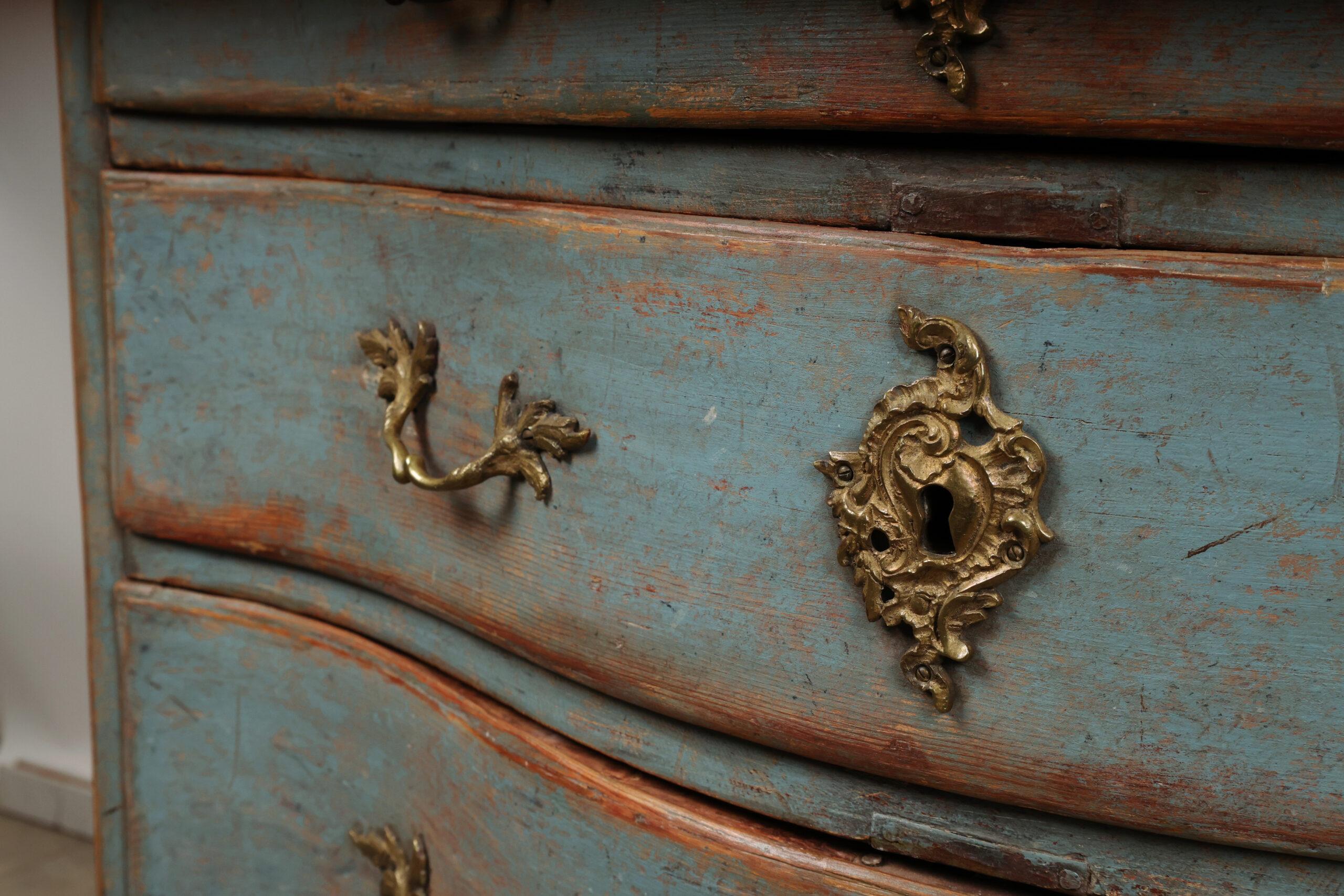 Swedish Late Baroque Chest of Drawers 1