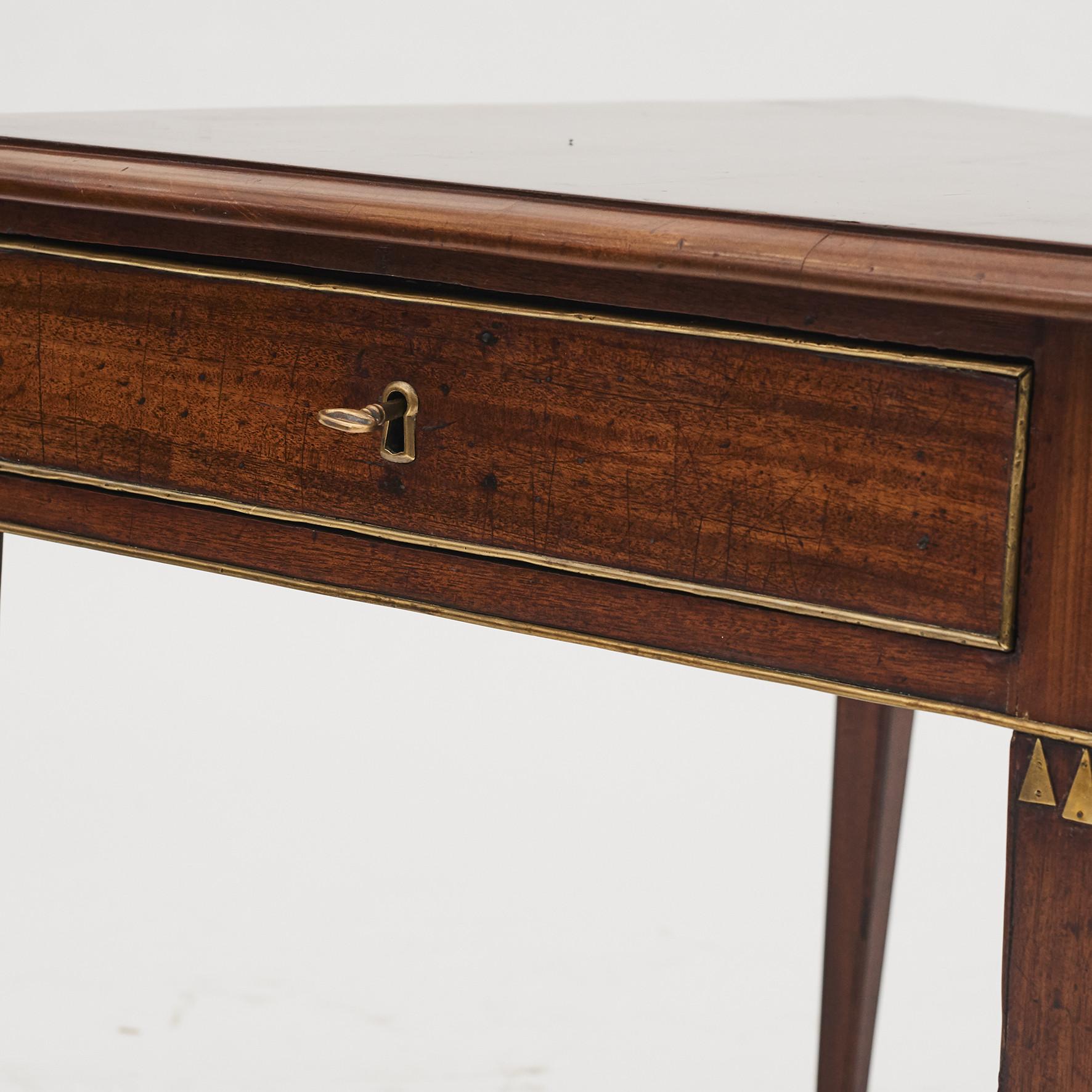 Swedish Late Gustavian Console Table in Mahogany 6