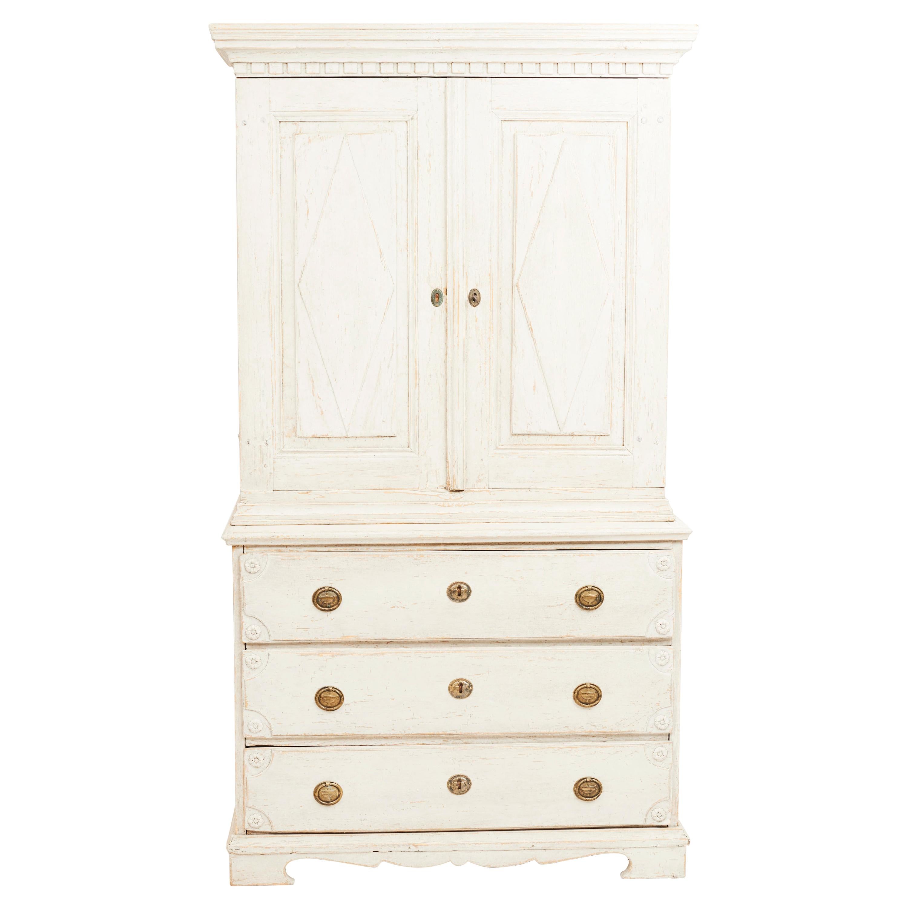 Swedish Late Gustavian Painted Two-Part Linen Press Cupboard