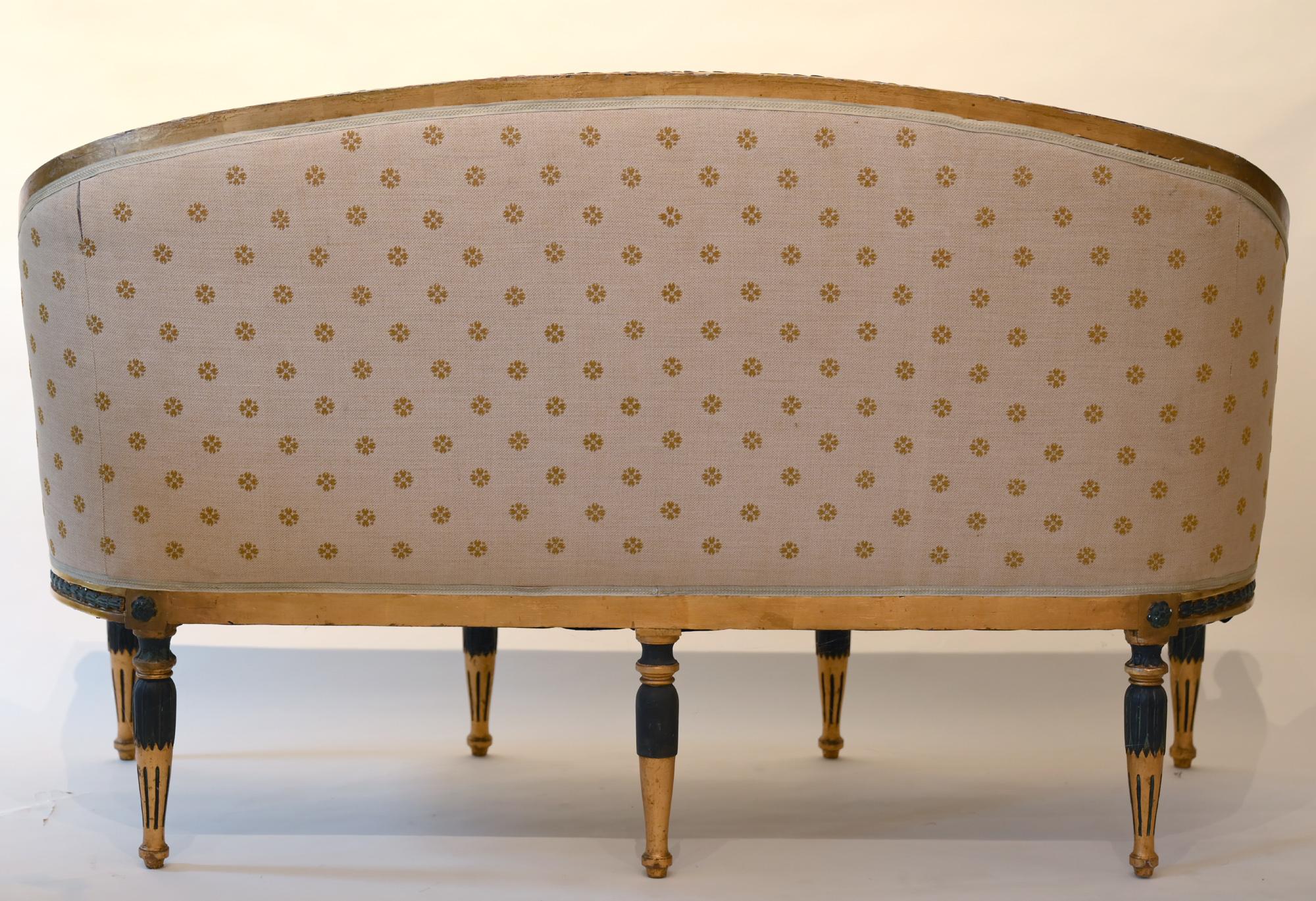 Sofá sueco de estilo tardogótico de Ephraim Stahl, Estocolmo, hacia 1800

Esta exquisita pieza, un pequeño sofá fabricado por Ephraim Stahl en Estocolmo hacia 1800, representa la refinada elegancia del diseño de muebles de finales de la era