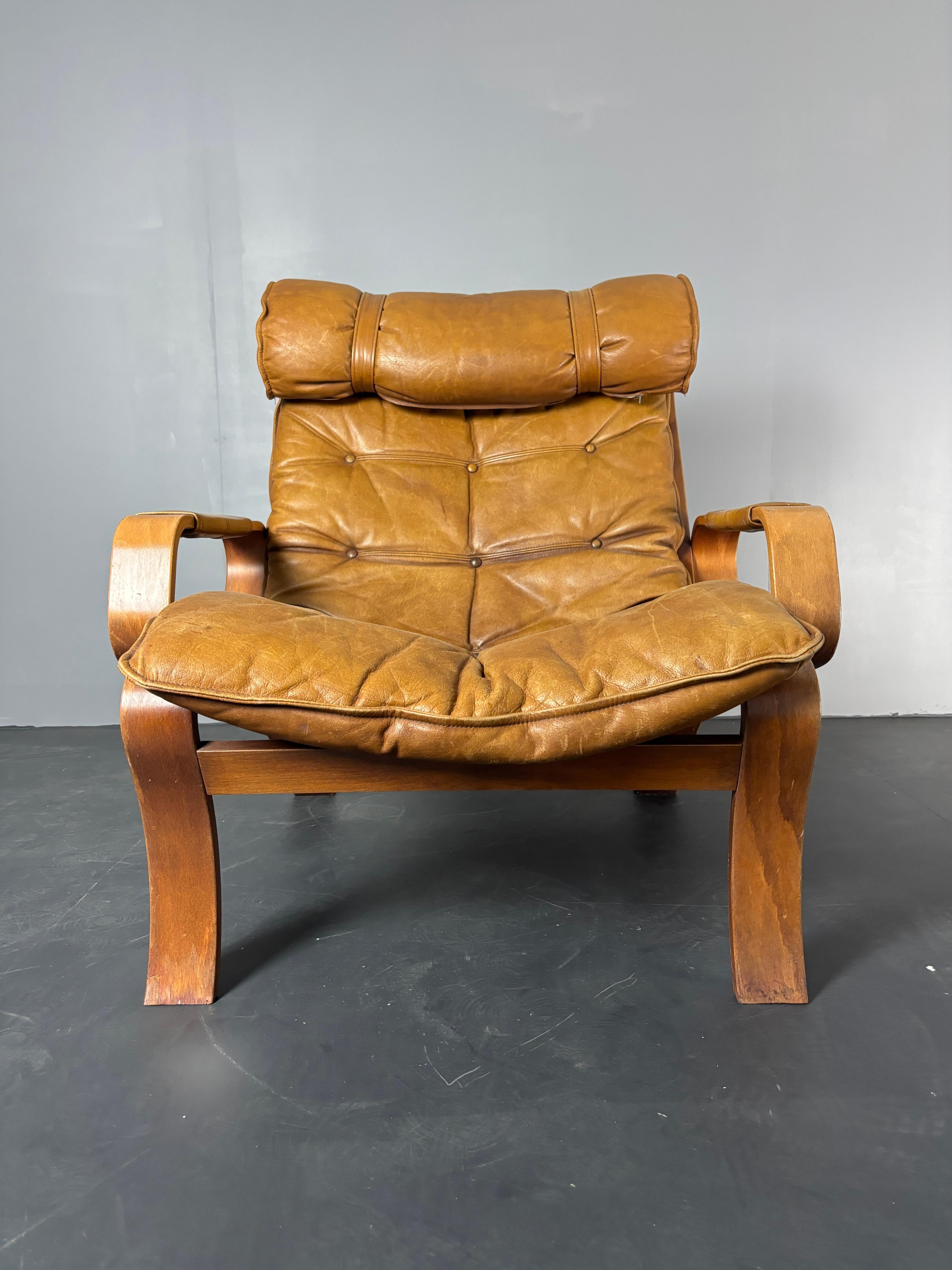 Chaise longue suédoise en bois courbé et cuir Model No No par Jan Bengstsson, 1970 en vente 4