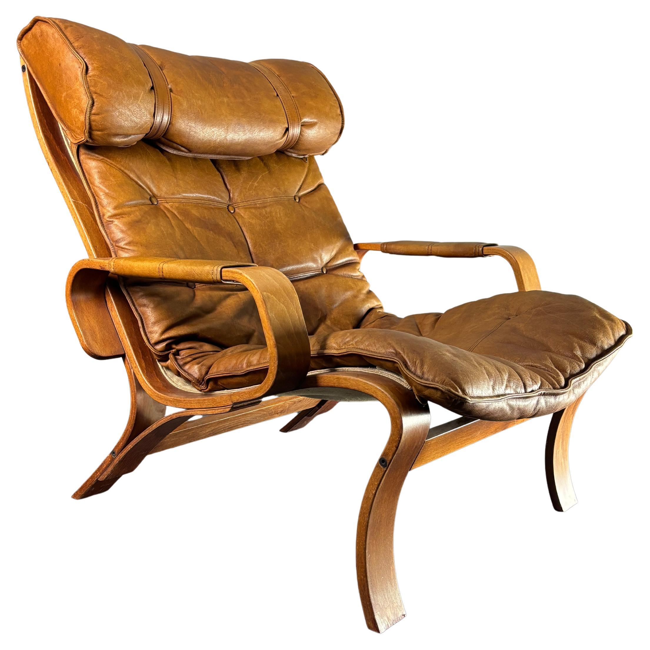 Chaise longue suédoise en bois courbé et cuir Model No No par Jan Bengstsson, 1970 en vente