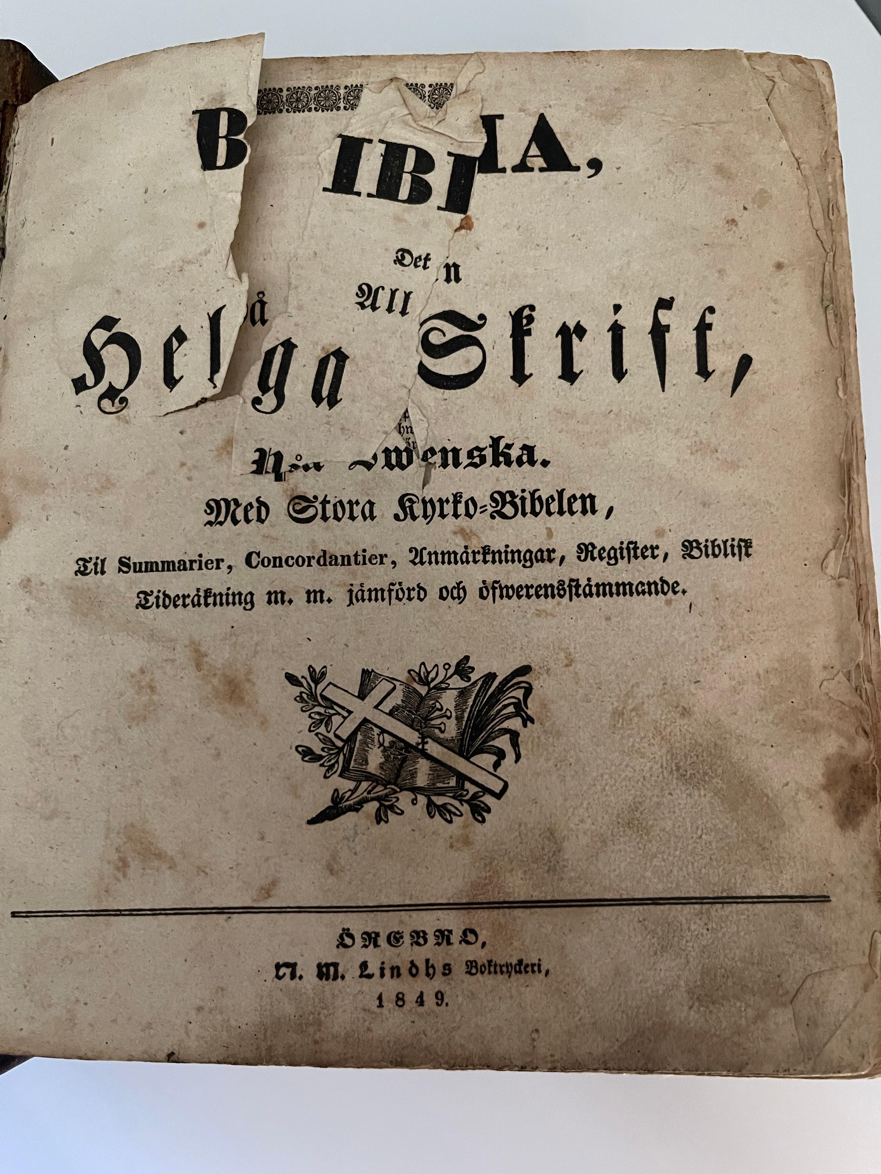 Swedish Leather Bound and Brass Locks Family Holy Bible, Circa 1849 For Sale 3