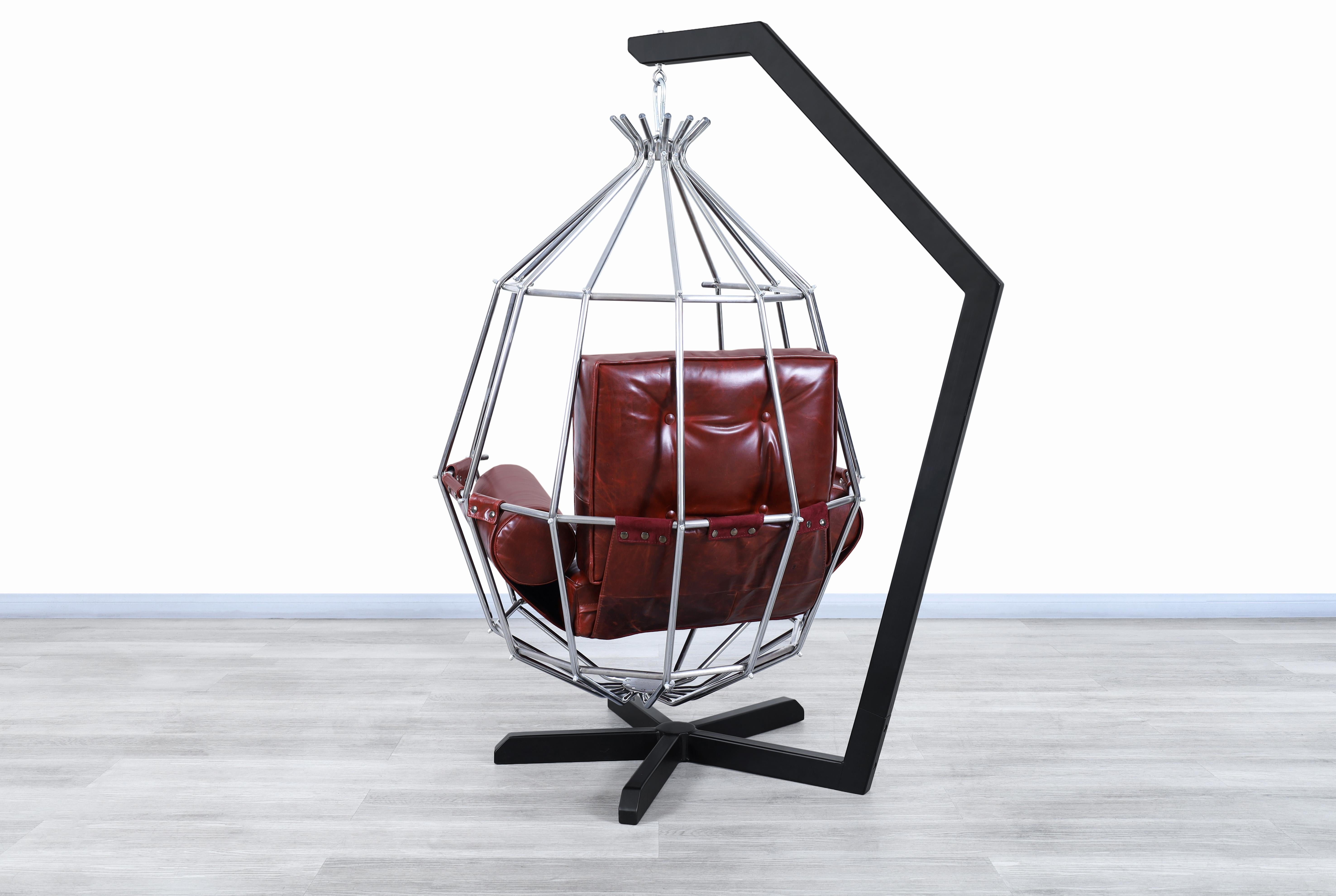 Schwedischer Swing-Stuhl „Perrot Cage“ aus Leder von Ib Arberg im Angebot 2