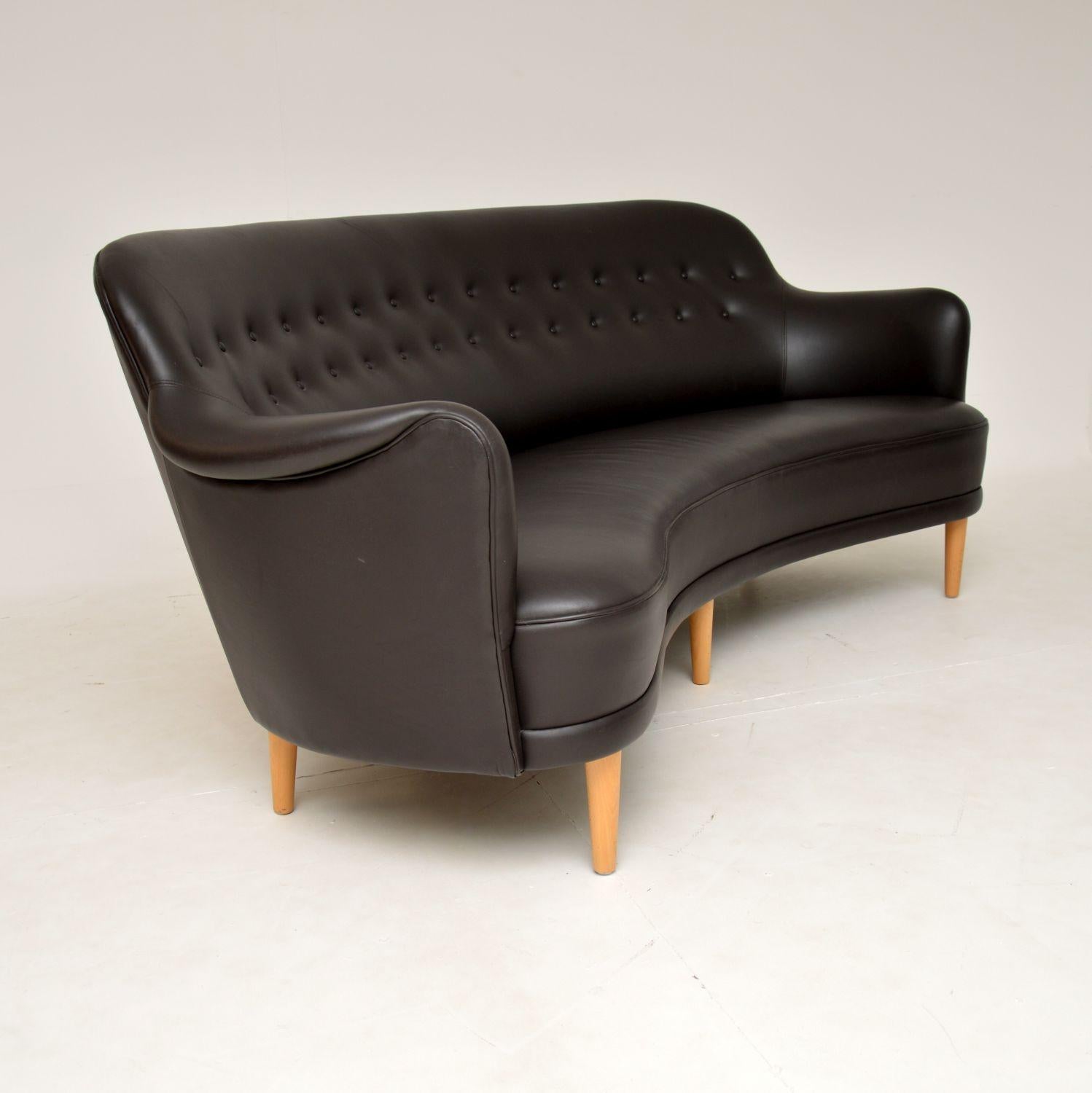 Mid-Century Modern Swedish Leather Samsas Round Sofa by Carl Malmsten For Sale