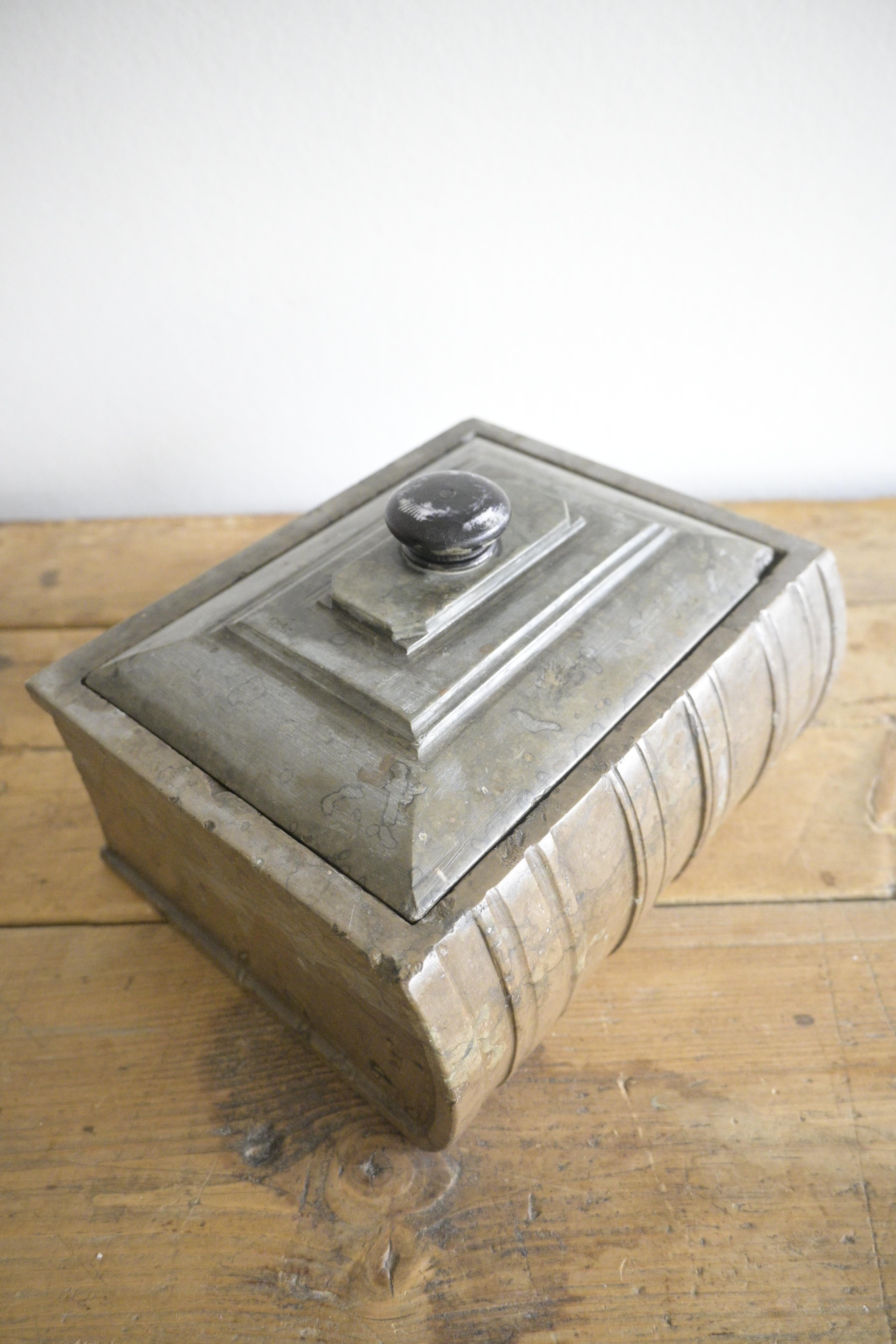Exceptional Swedish Limestone Chest Shaped like a Book circa 1840-1870 For Sale 1