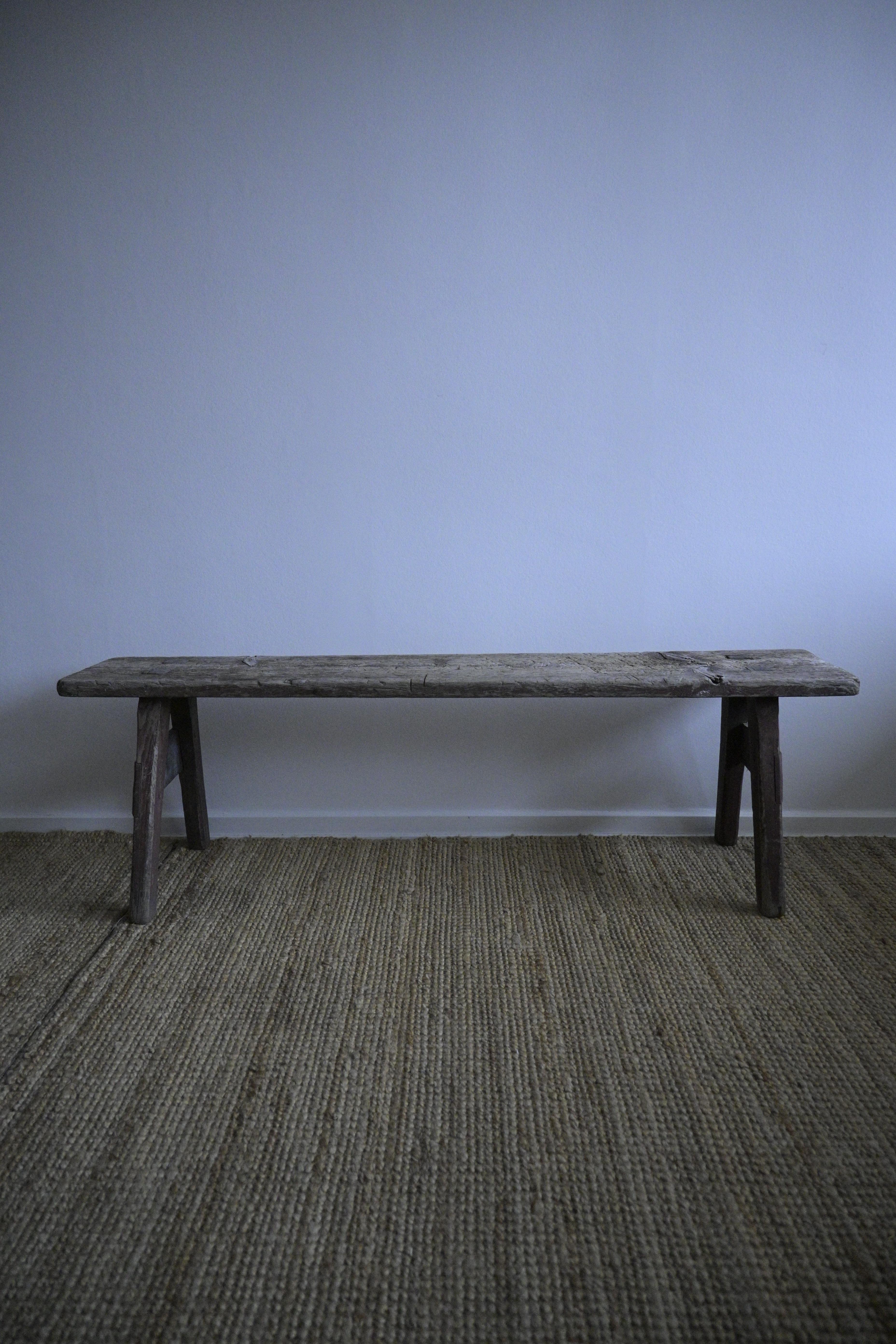 Swedish long Bench 1870c

Made out of pine wood.

Sold in as-is condition.

Height: 42 cm/16.5 inch
Depth: 27 cm/10.6 inch
Widht: 132 cm/51.9 inch