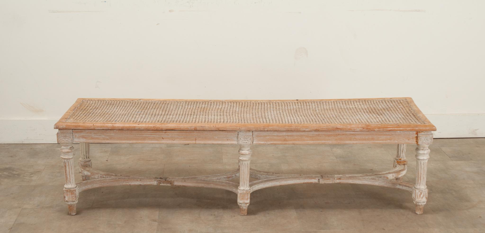 Swedish Louis XVI Style Long Bench In Good Condition For Sale In Baton Rouge, LA