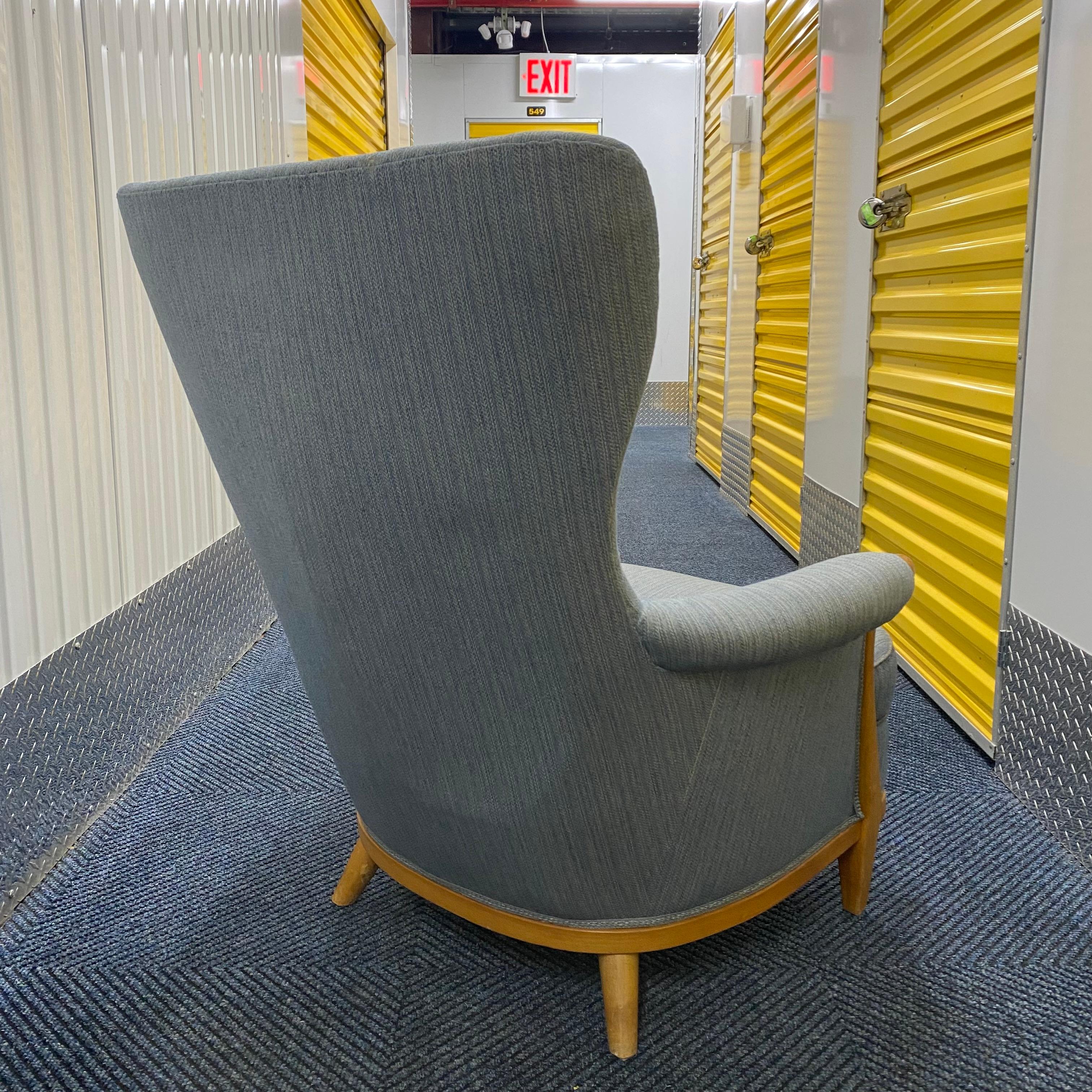 Suédois Fauteuil de salon suédois par Gustav Allert en vente