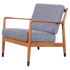 Lounge Chairs