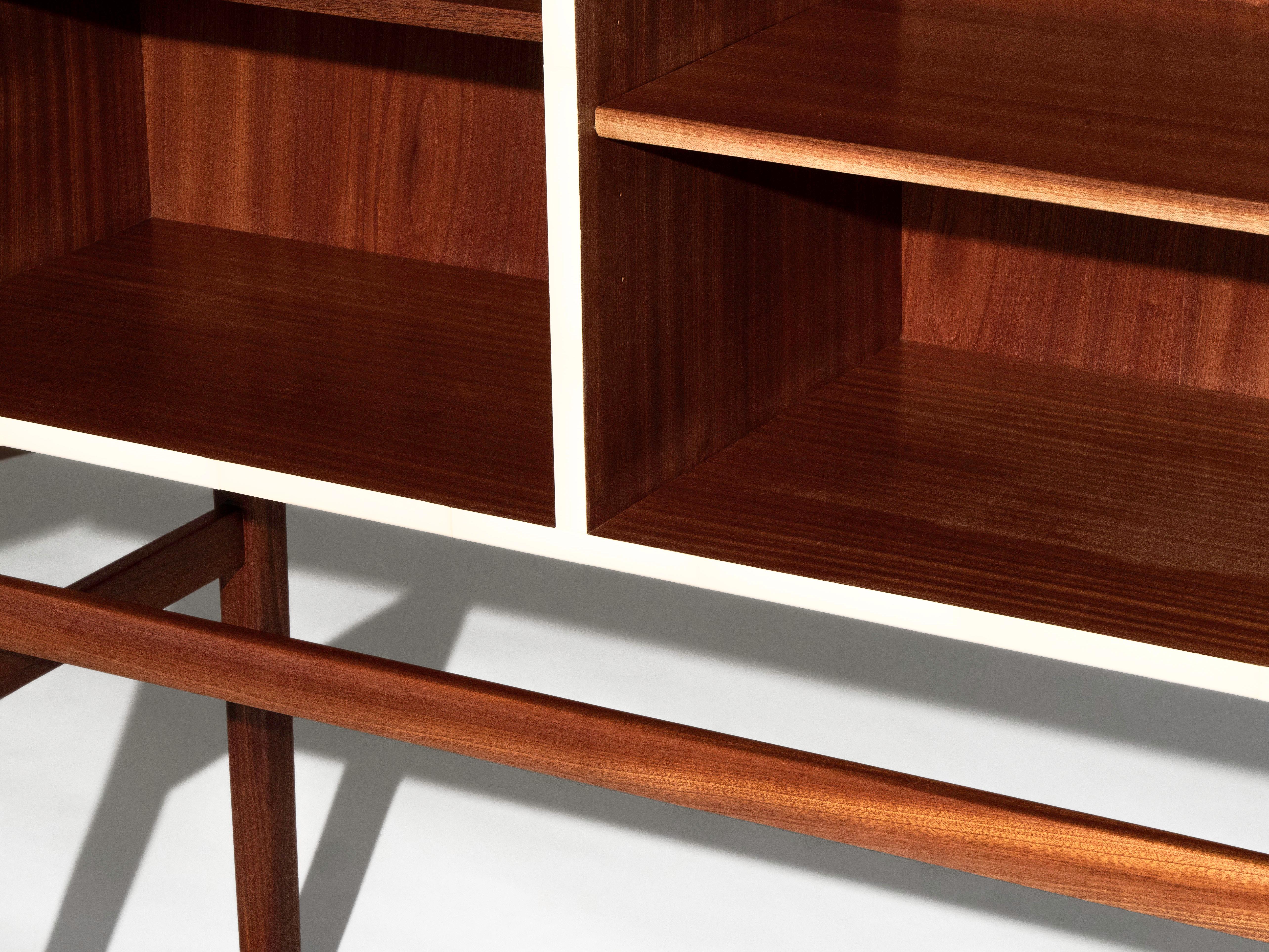 Flora svedese di Norden su mobile alto in mogano, stile Josef Frank anni '50 6