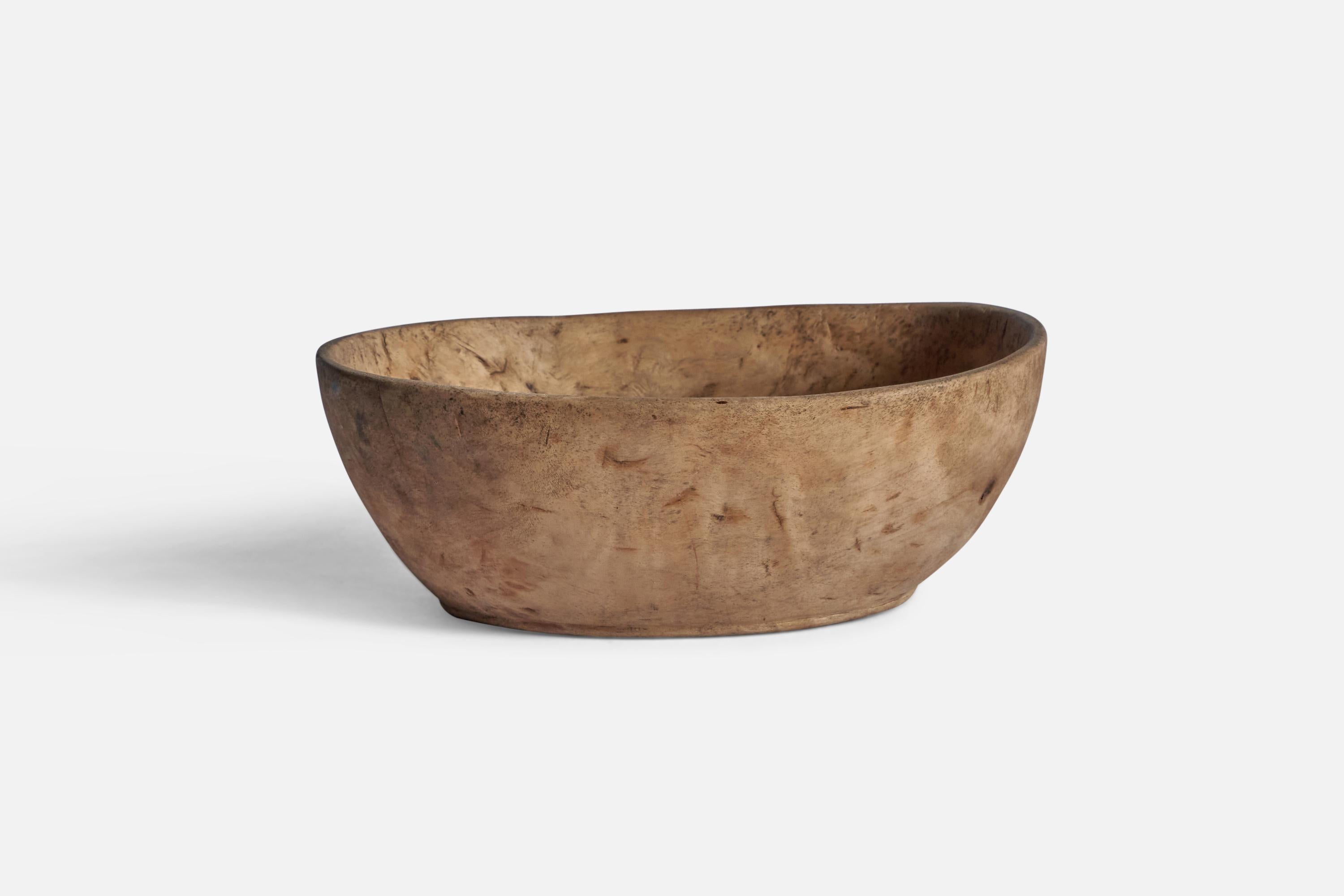 Swedish Maker, Bowl, Wood, 19th Century In Good Condition For Sale In High Point, NC