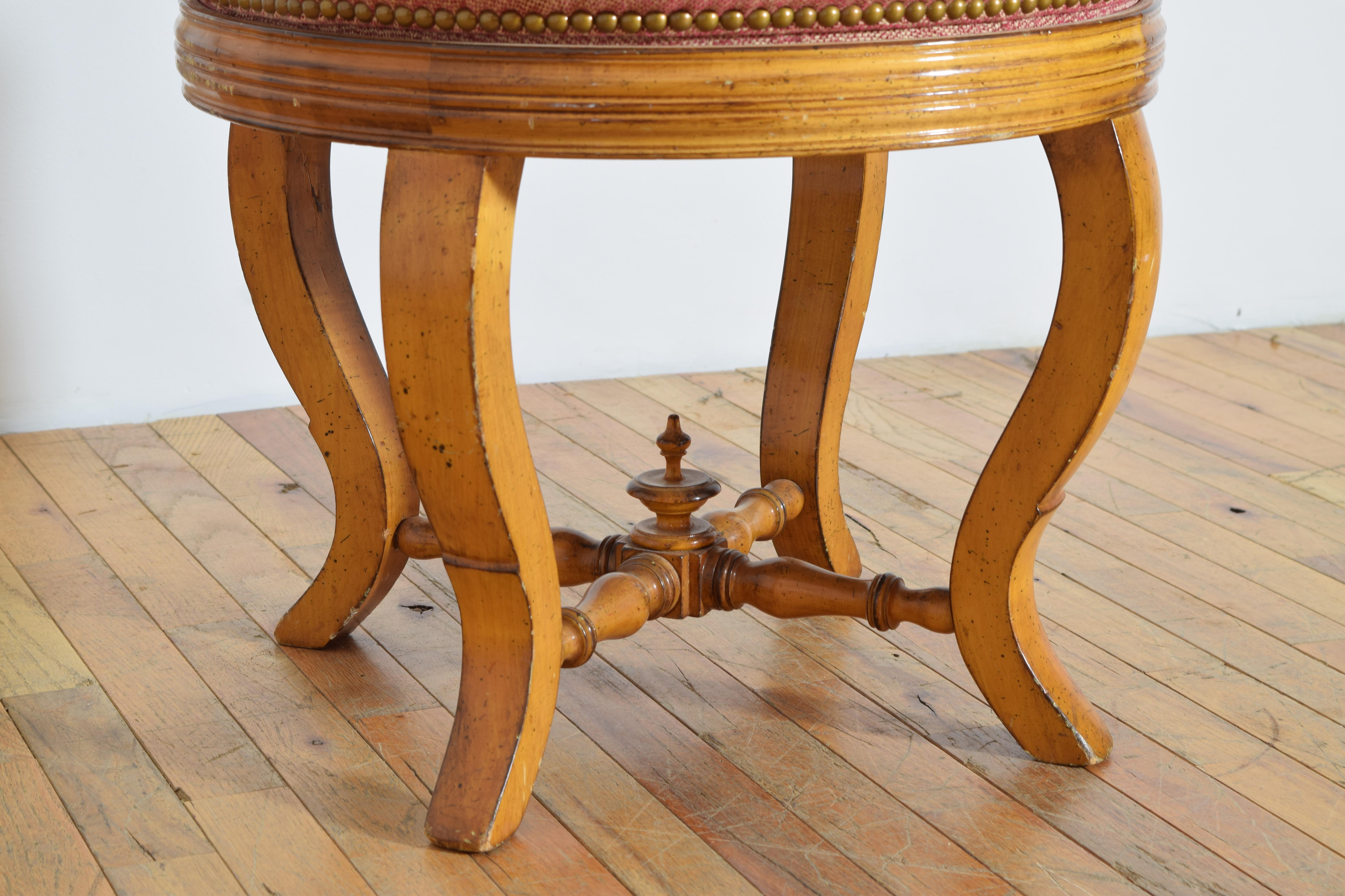 Swedish Maple & Upholstered Swivel Barber’s Armchair, mid 19th century For Sale 3