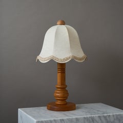 Swedish Markslöjd Pine Wood Table Lamp w. Fabric Shades, Sweden, 1970s
