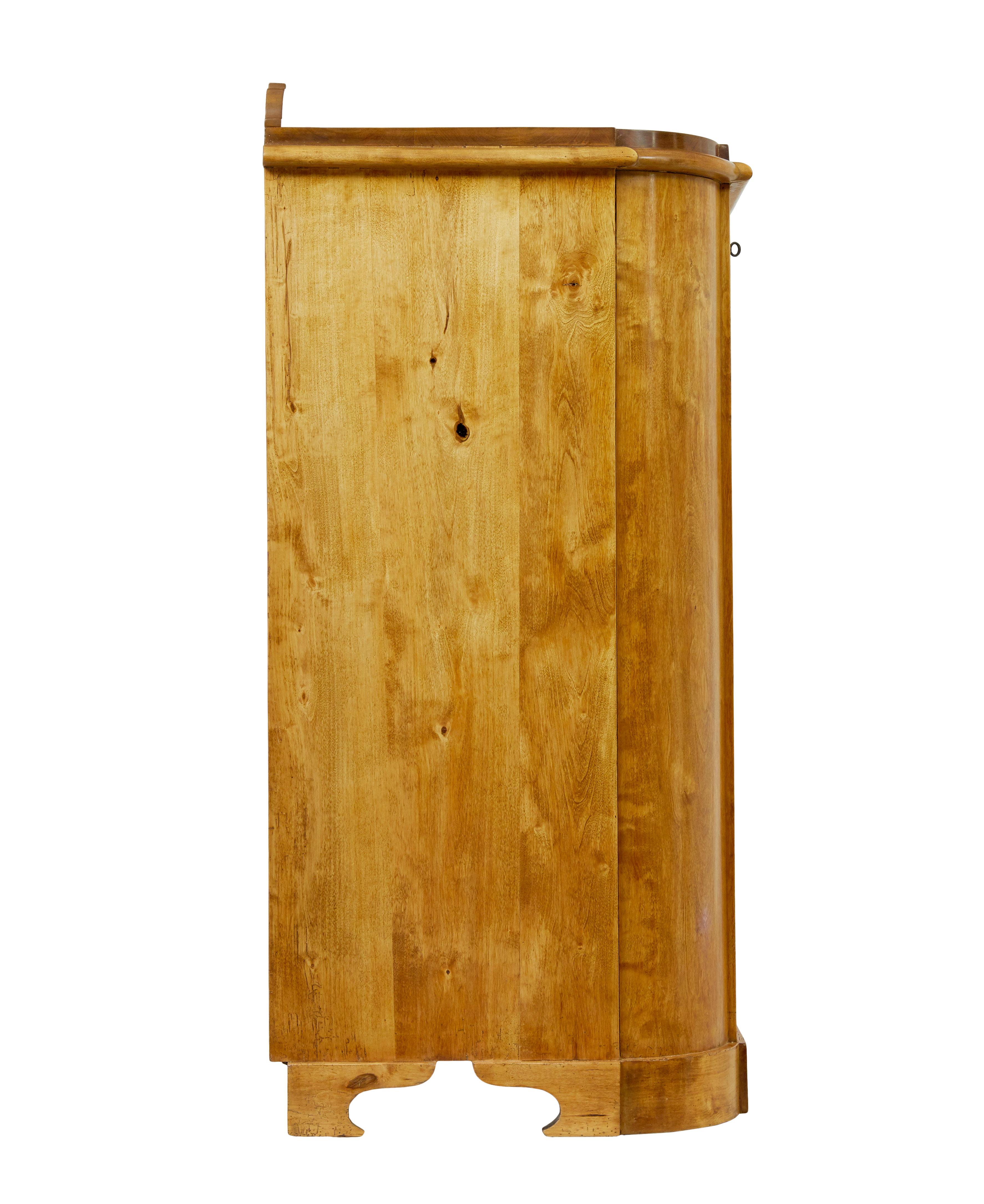 Swedish mid 19th century birch buffet sideboard In Good Condition For Sale In Debenham, Suffolk