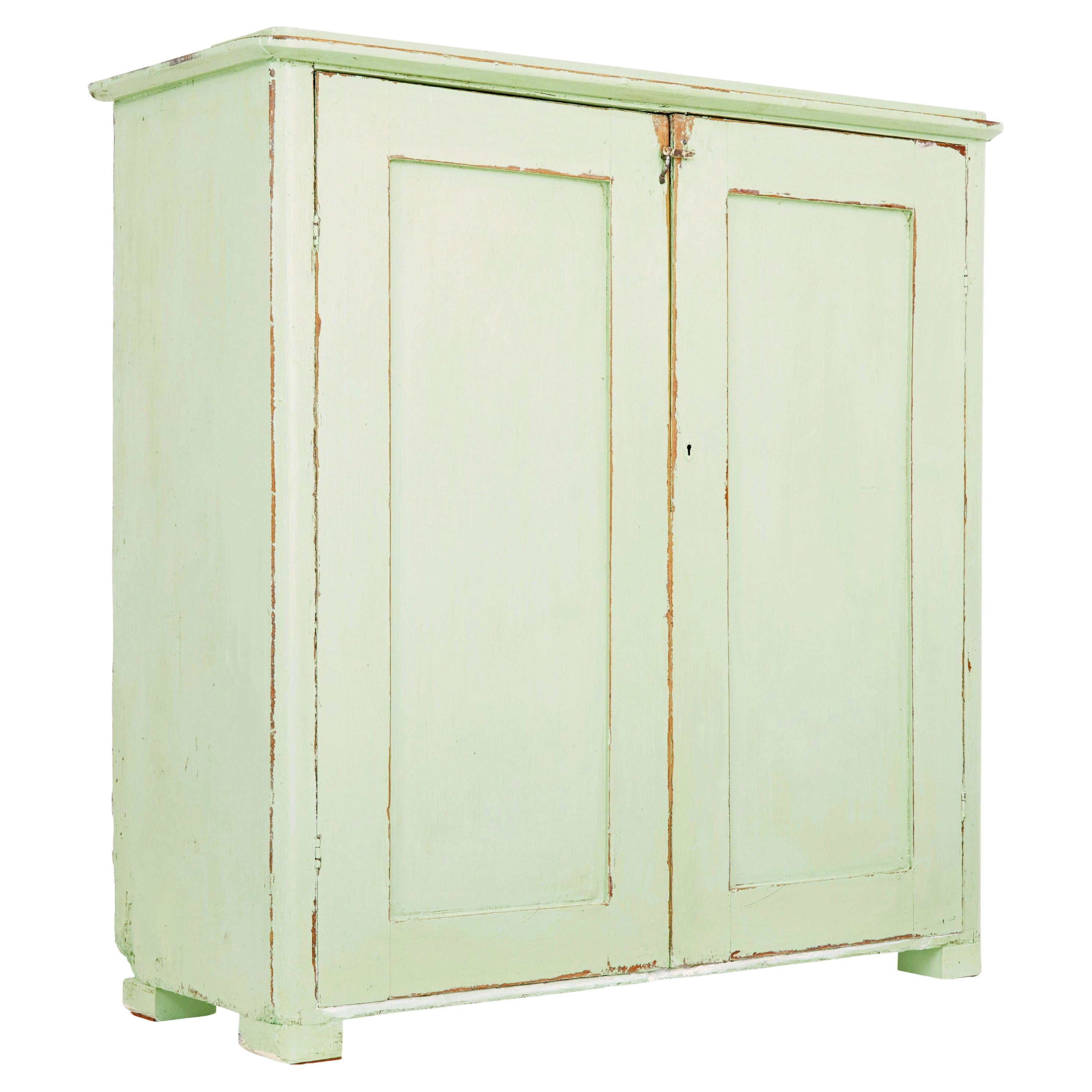 Credenza svedese in pino dipinto della metà del XIX secolo