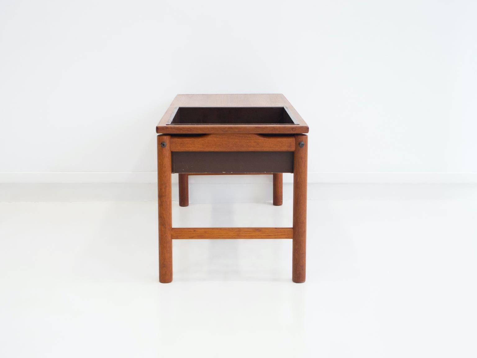 Swedish Mid-20th Century Modern Teak Flower Stand 1