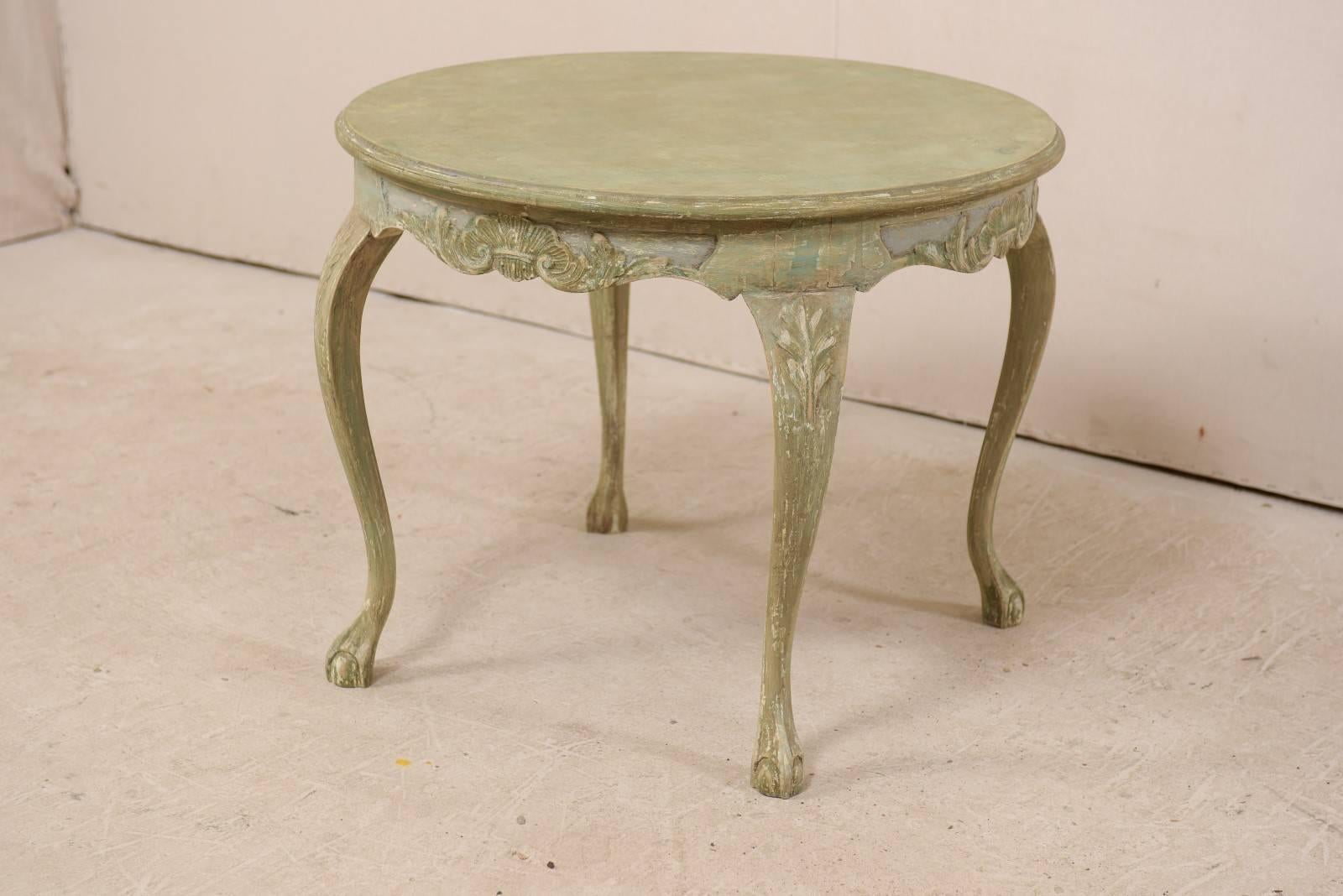 Swedish Mid-20th Century Rococo Style Carved and Painted Wood Round Centre Table In Good Condition In Atlanta, GA