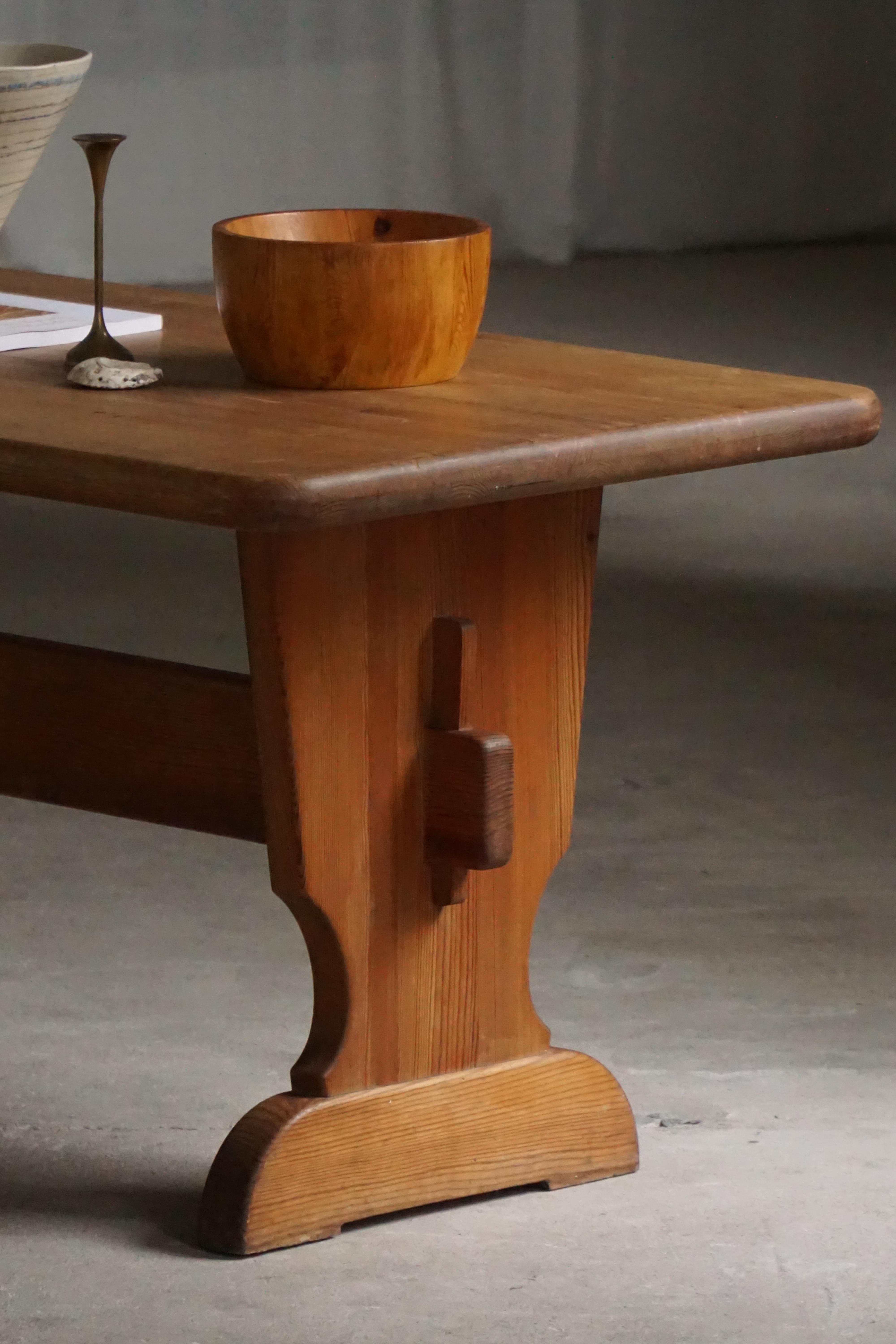 Swedish Mid-20th Century, Solid Pine Dining Table, Åby Möbelfabrik, 1940s en vente 3